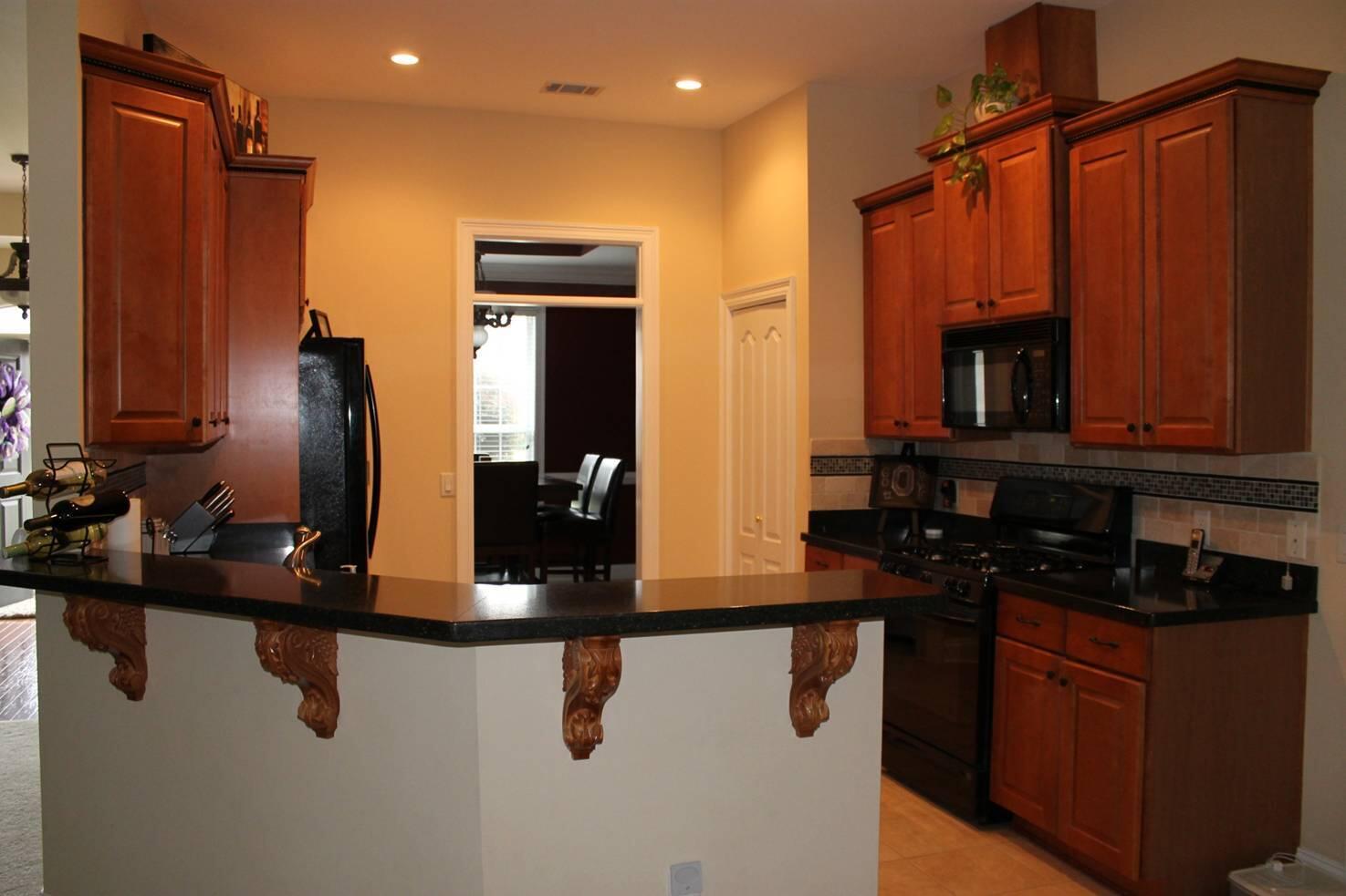 MAGNOLIA PLANTATION - Residential Lease