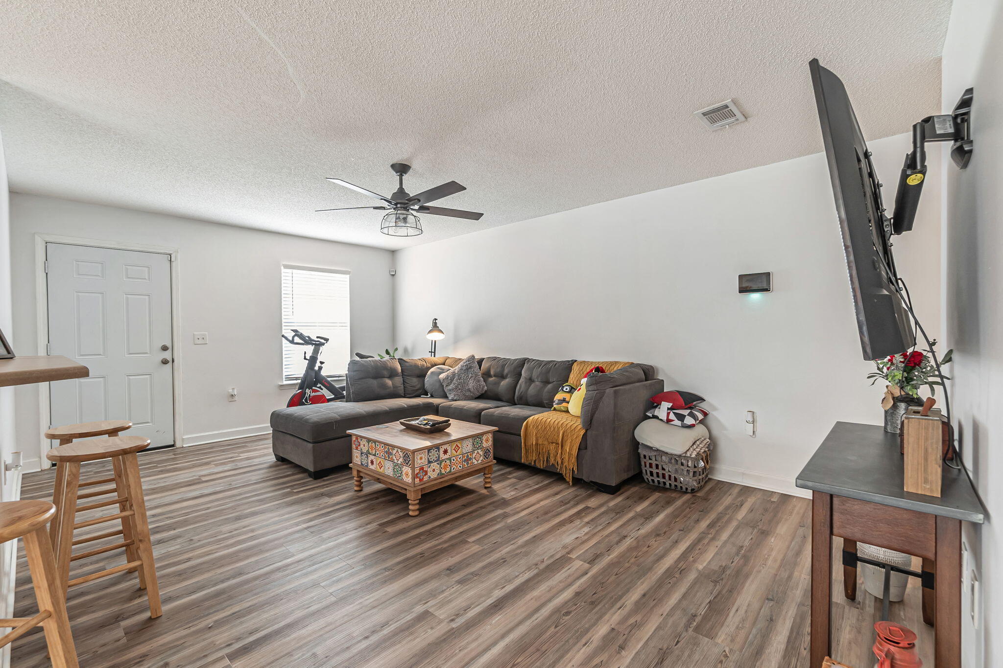 TRIPLE LAKES ESTATES - Residential