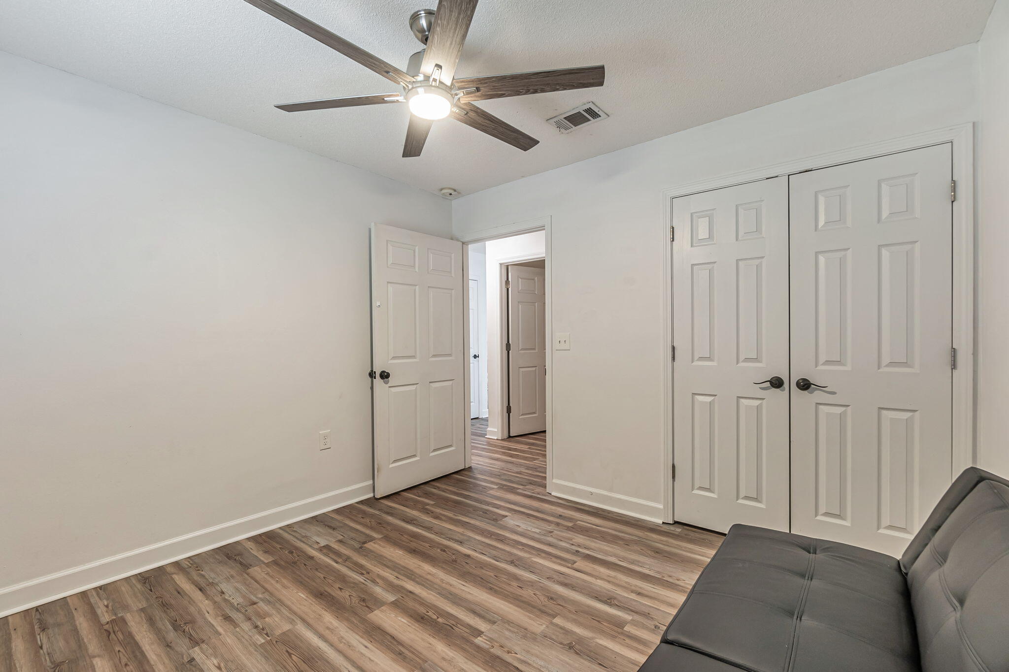 TRIPLE LAKES ESTATES - Residential