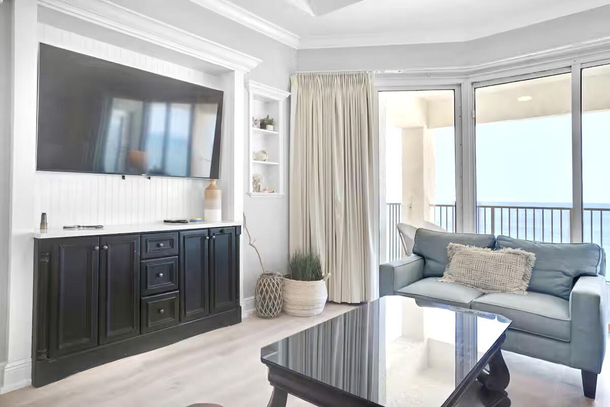 LONG BEACH RESORT - Residential