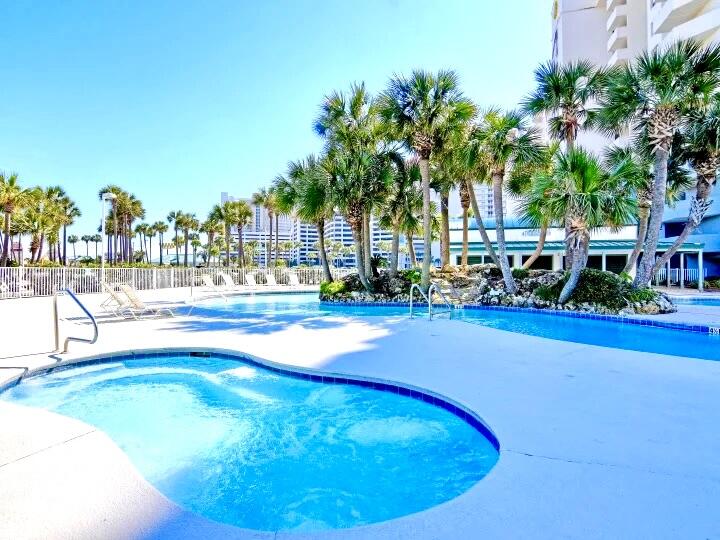 LONG BEACH RESORT - Residential