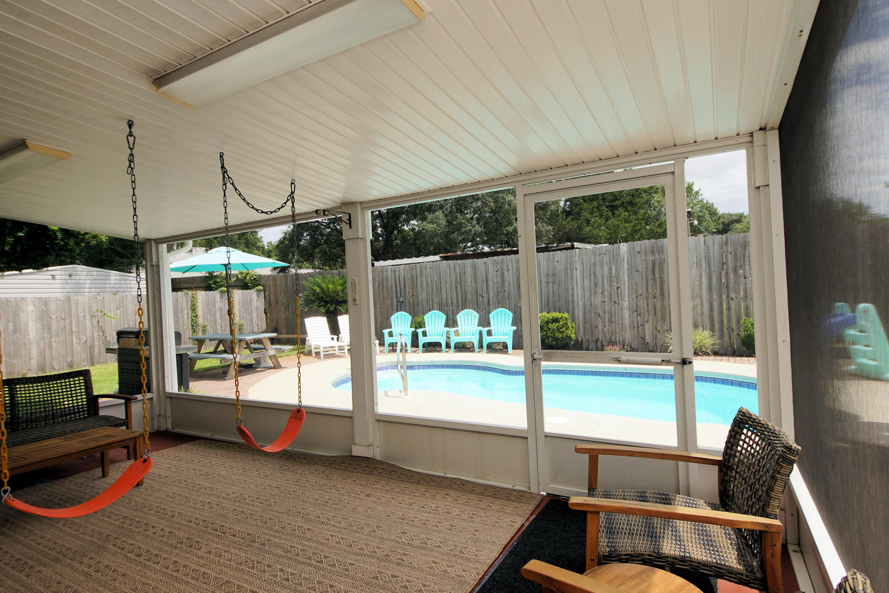 TIMBERLAKE ESTATES 1ST ADDN - Residential