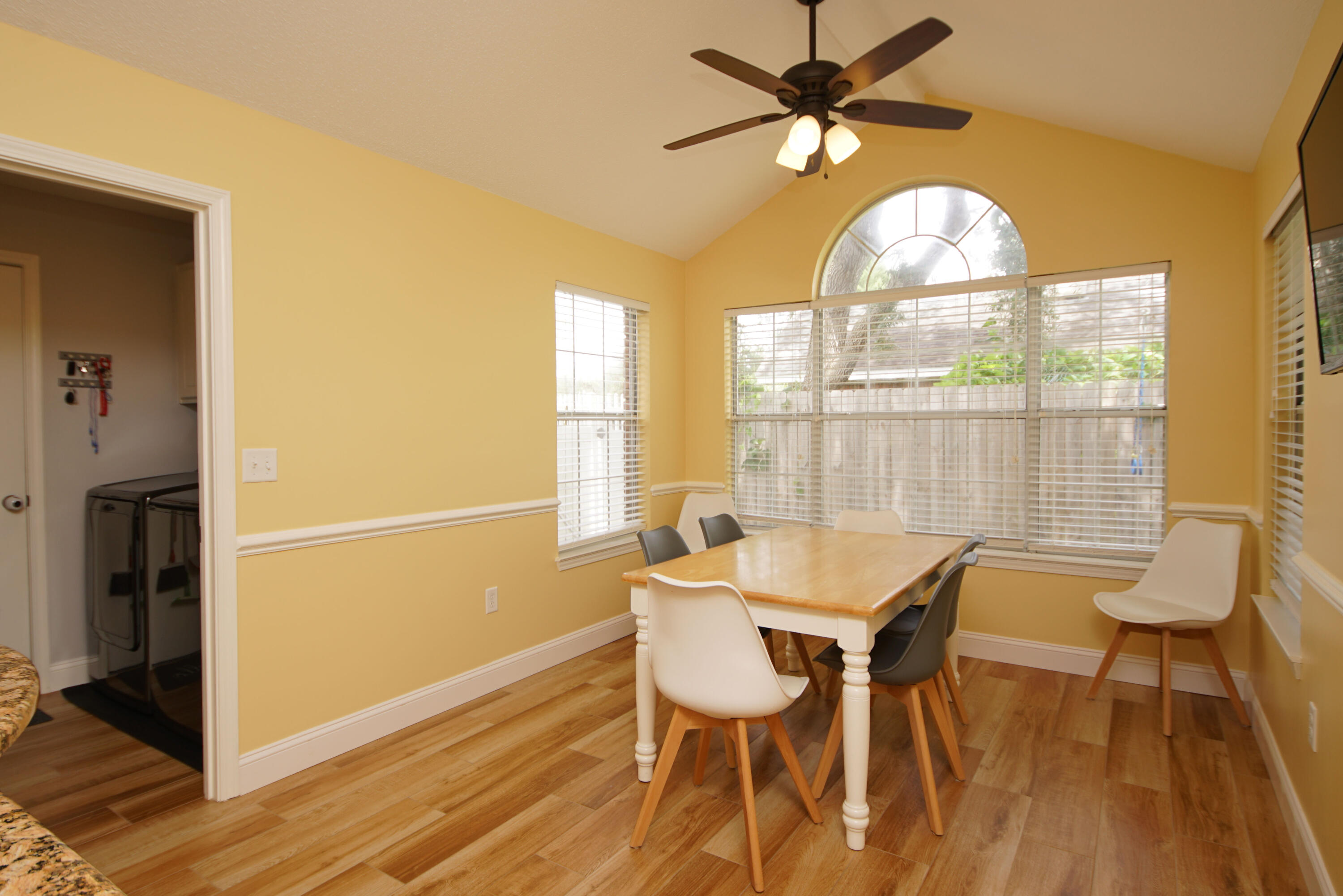 TIMBERLAKE ESTATES 1ST ADDN - Residential