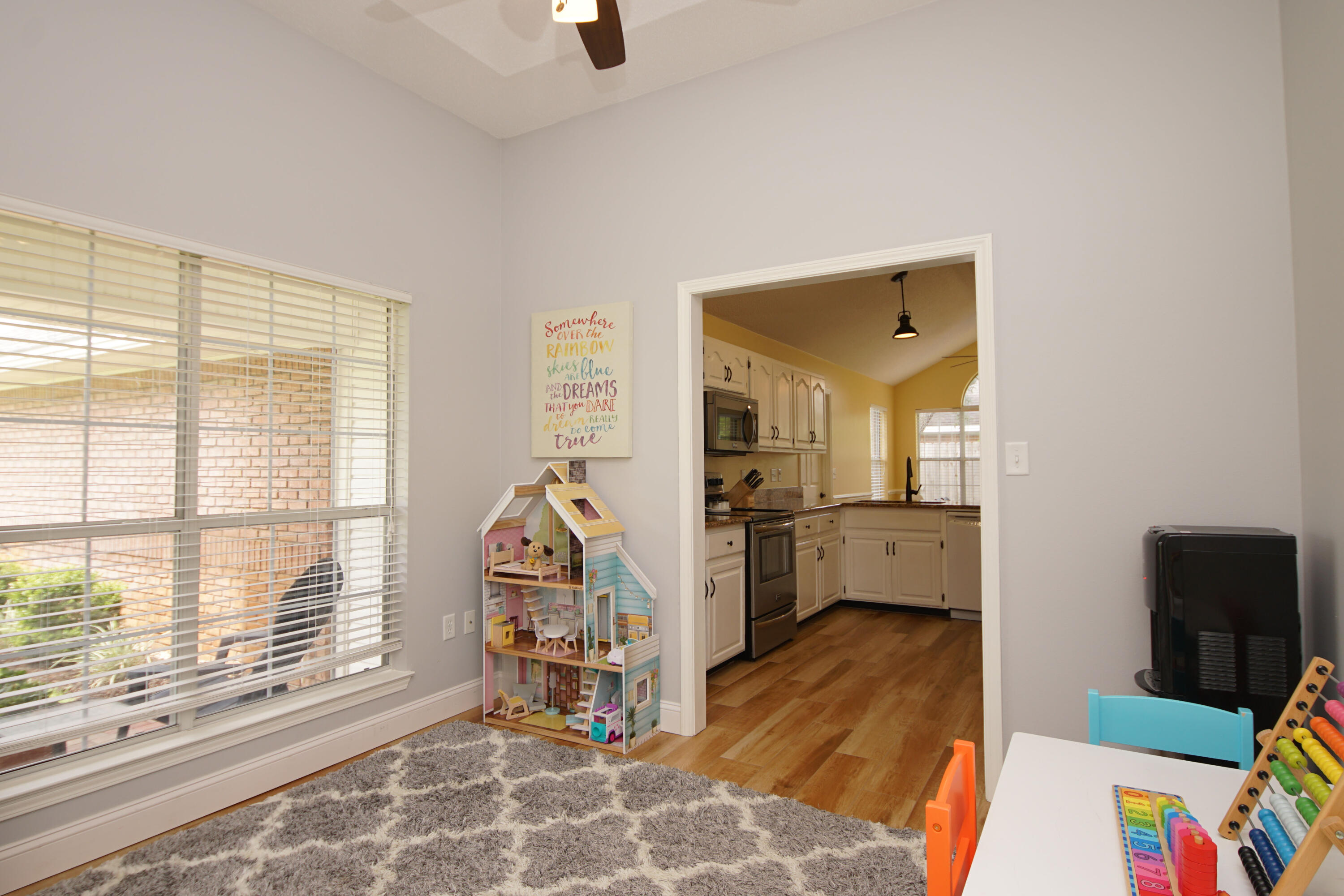 TIMBERLAKE ESTATES 1ST ADDN - Residential