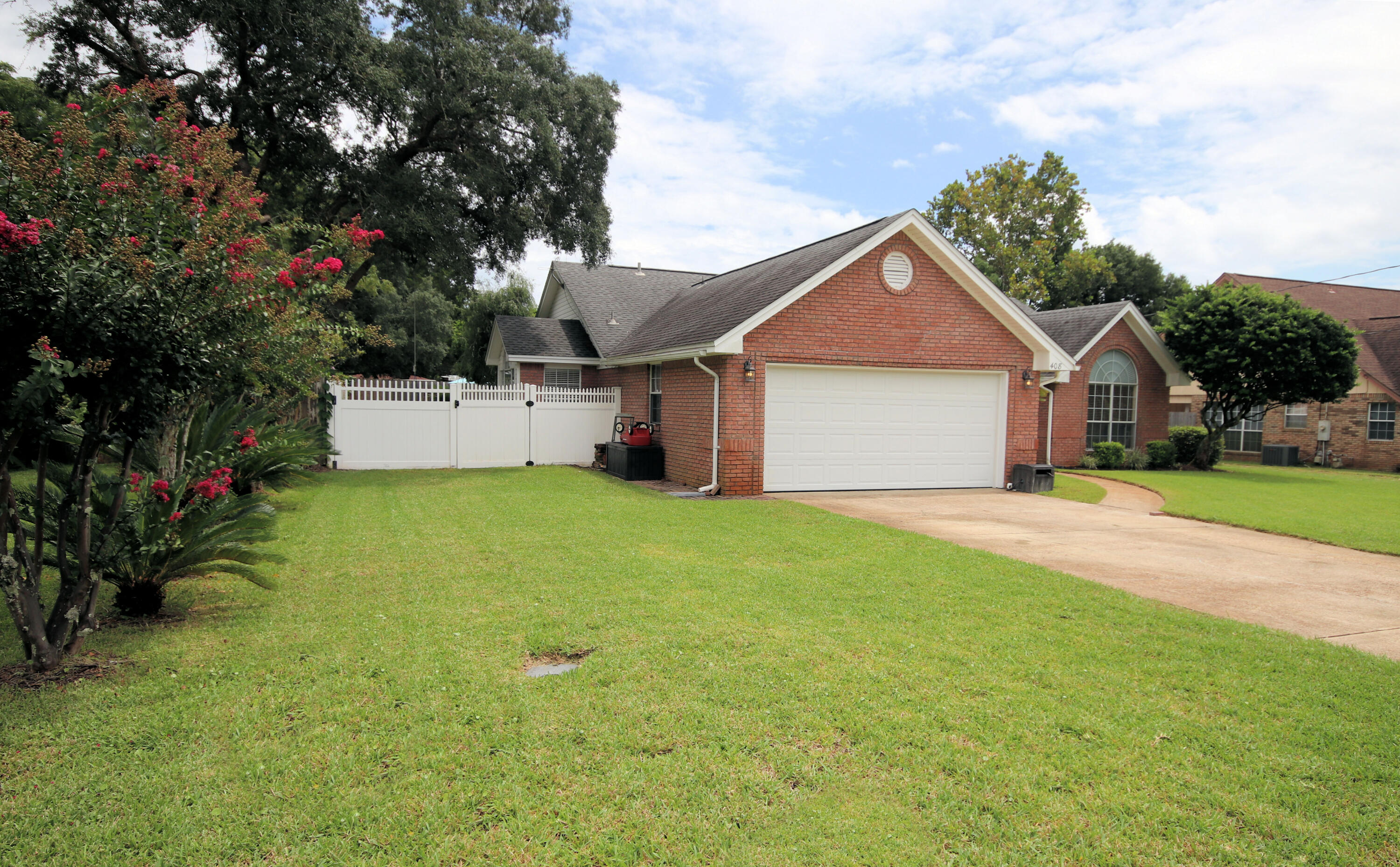 TIMBERLAKE ESTATES 1ST ADDN - Residential