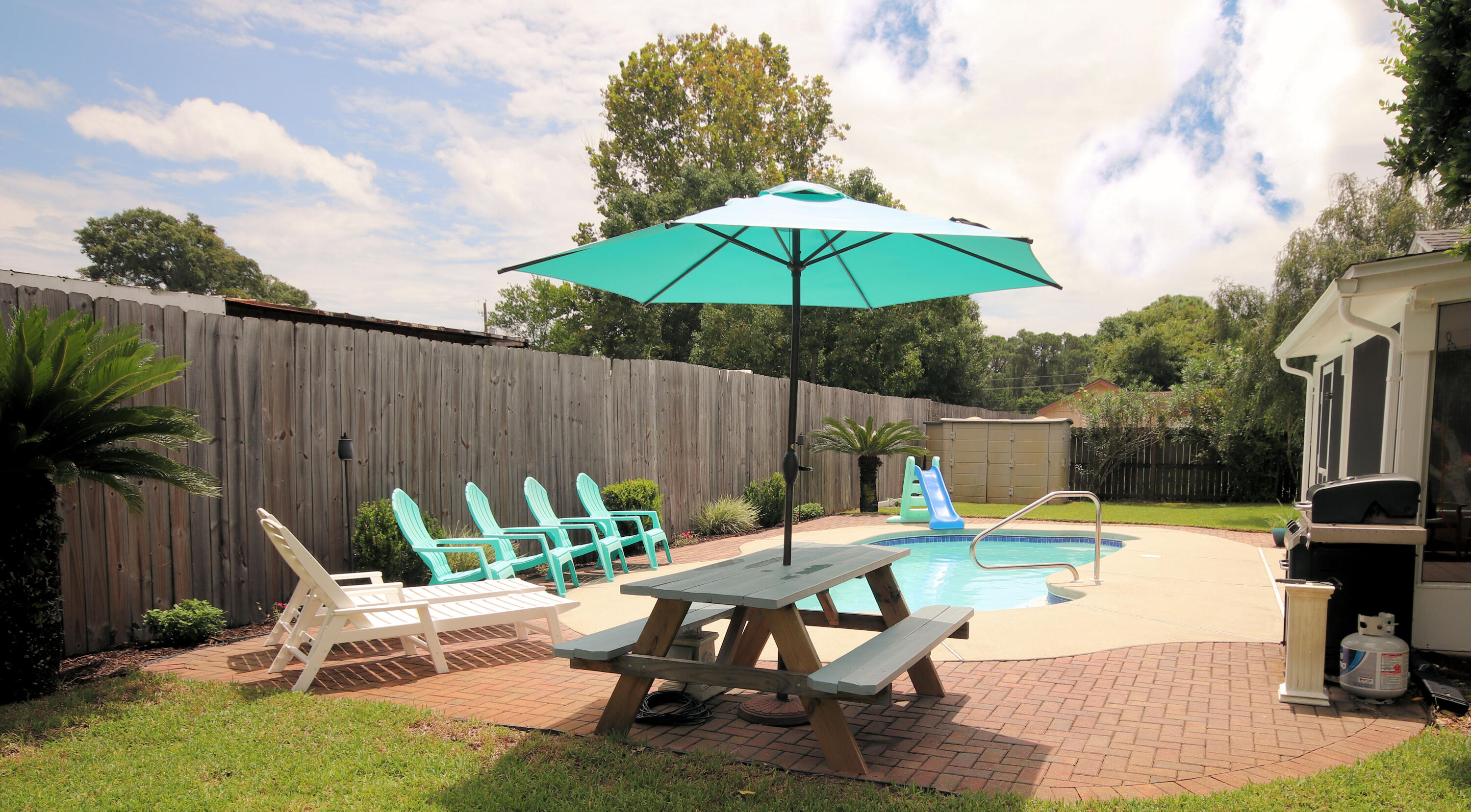 TIMBERLAKE ESTATES 1ST ADDN - Residential