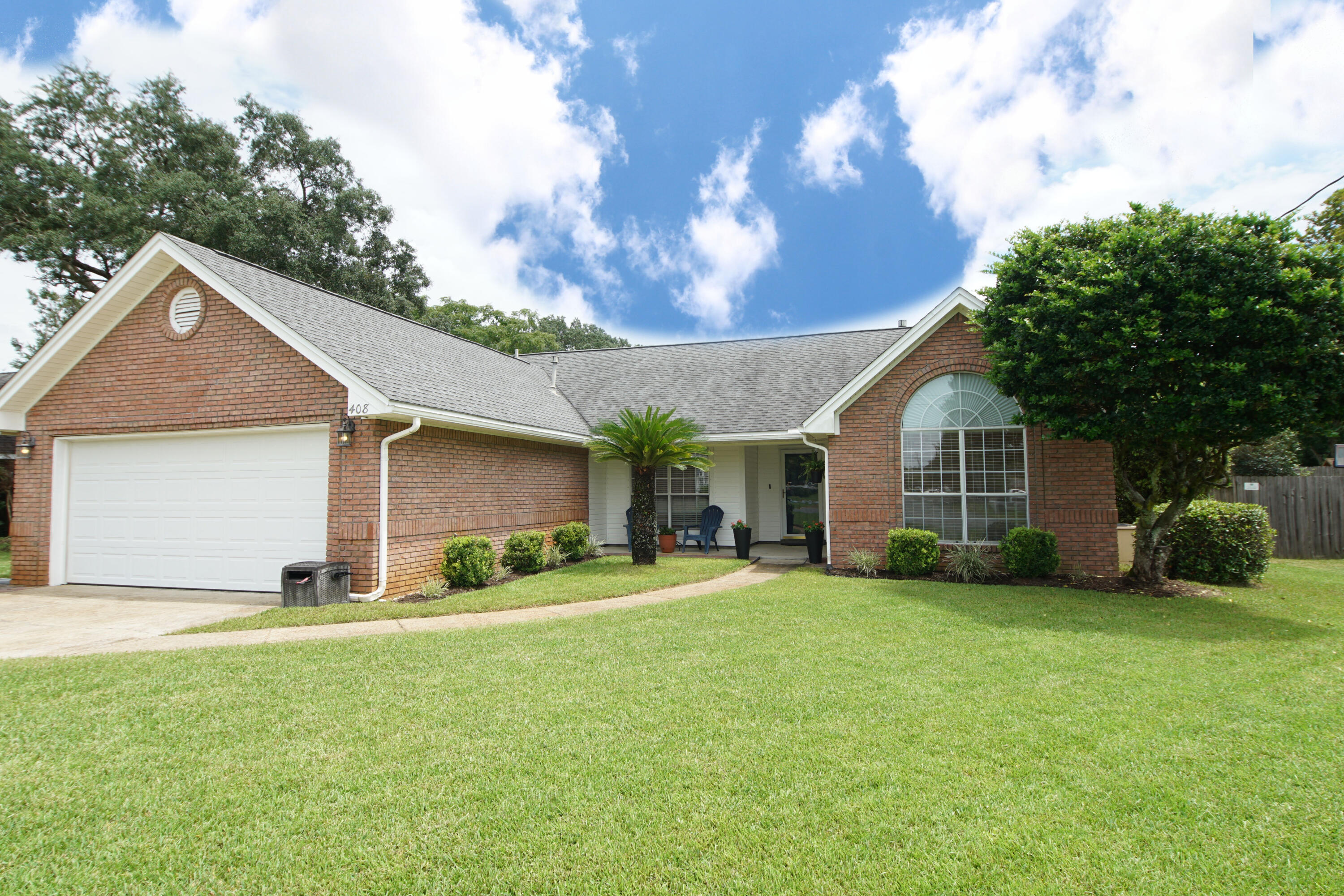 TIMBERLAKE ESTATES 1ST ADDN - Residential