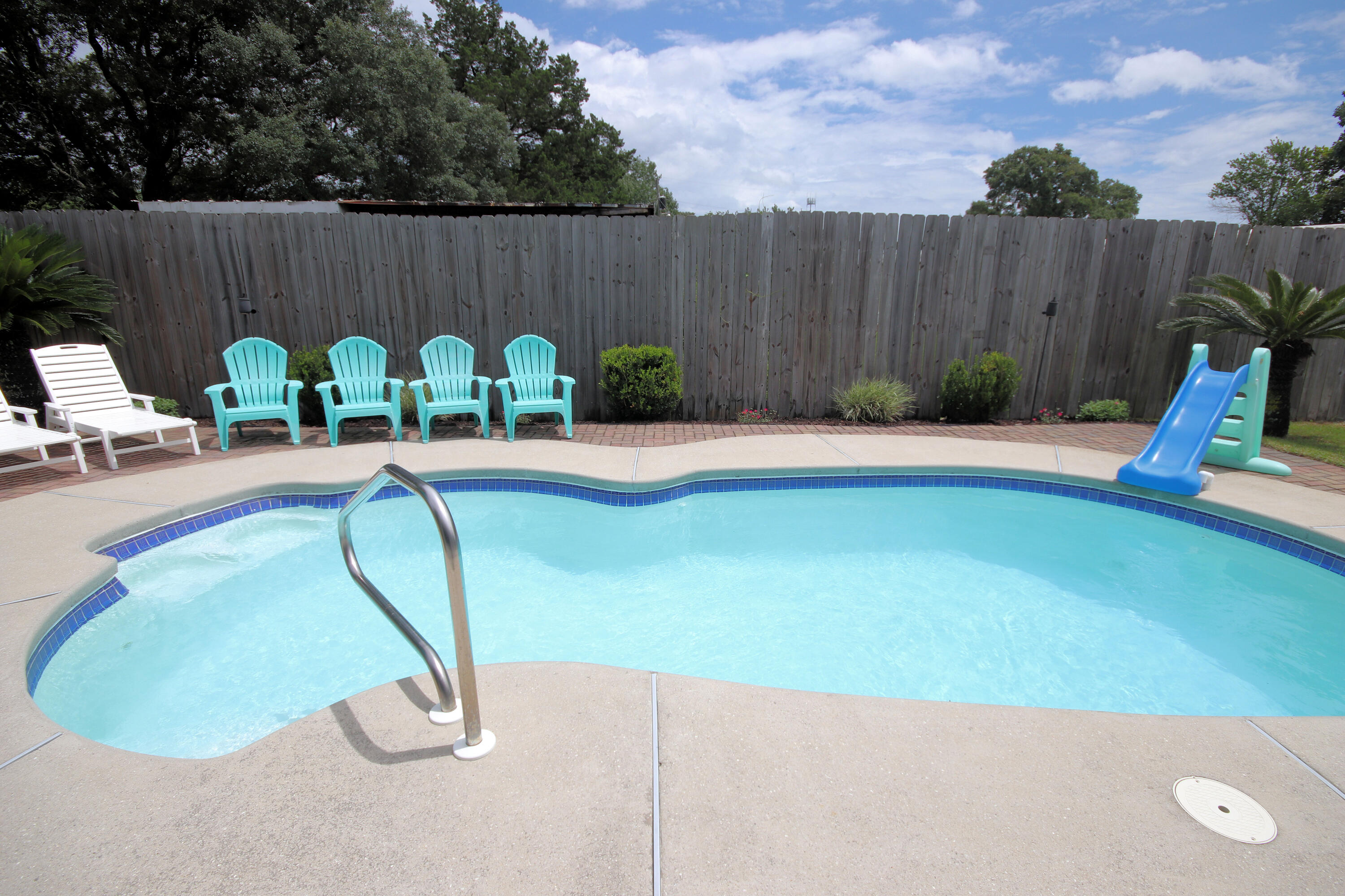 TIMBERLAKE ESTATES 1ST ADDN - Residential