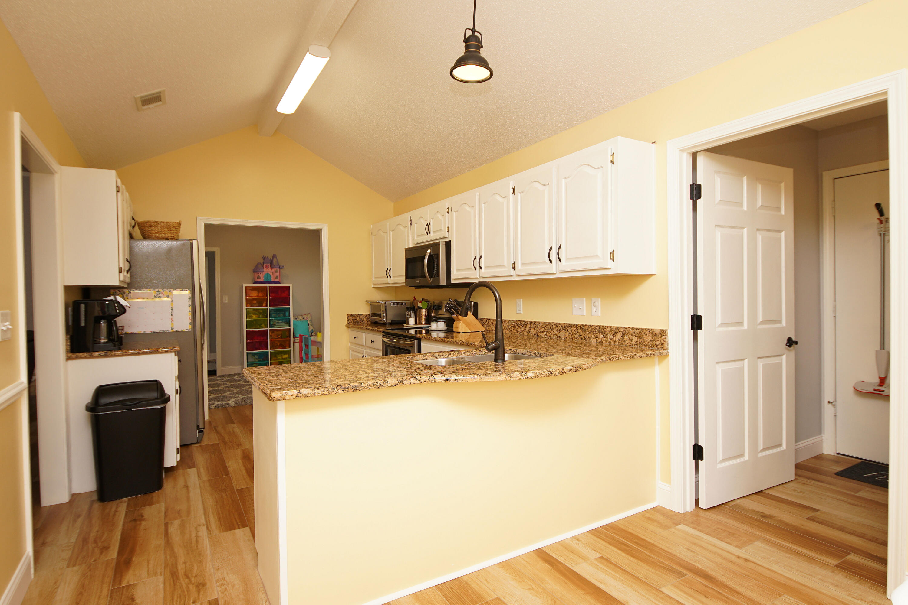 TIMBERLAKE ESTATES 1ST ADDN - Residential