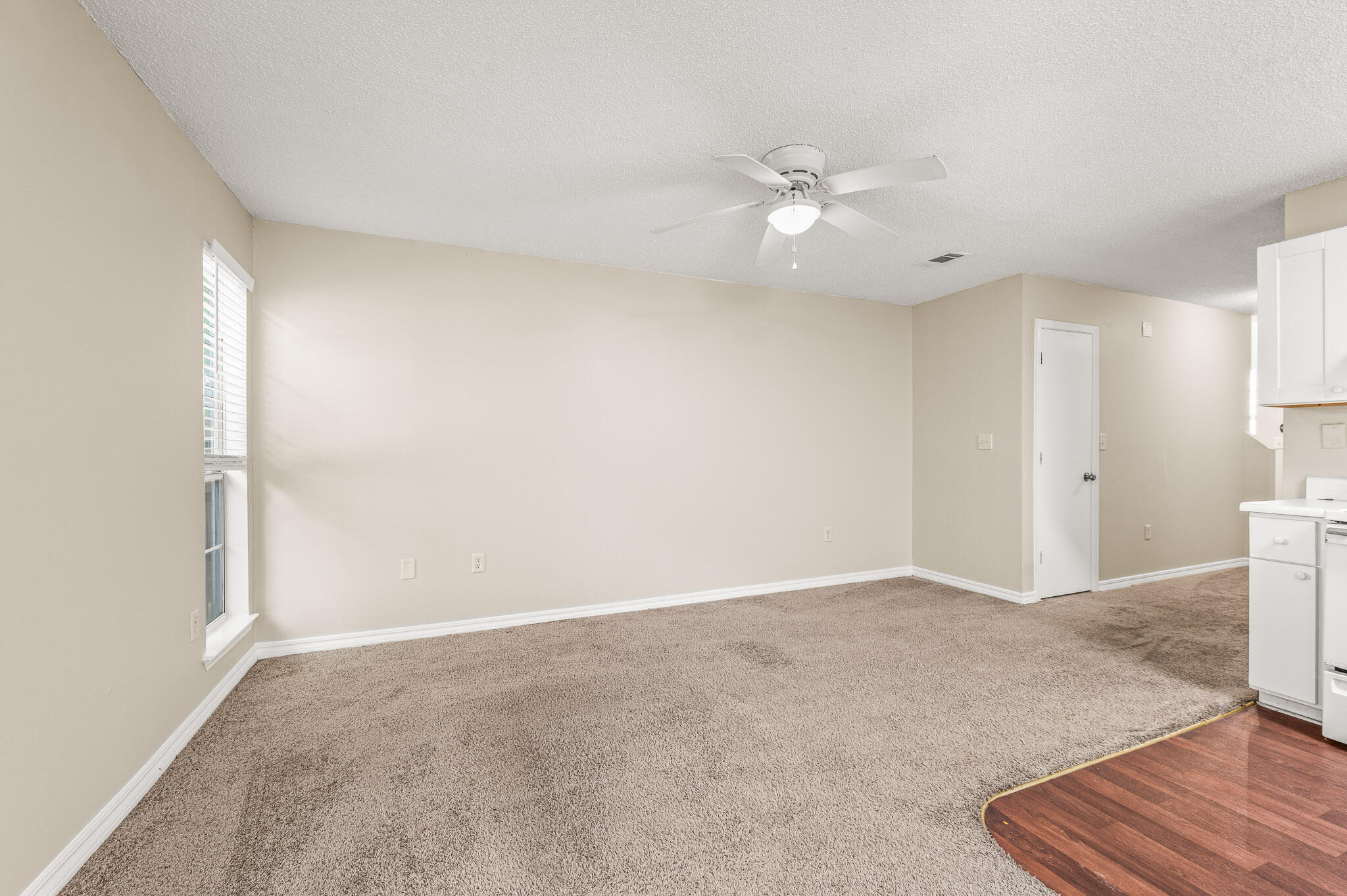 LIVE OAK - Residential