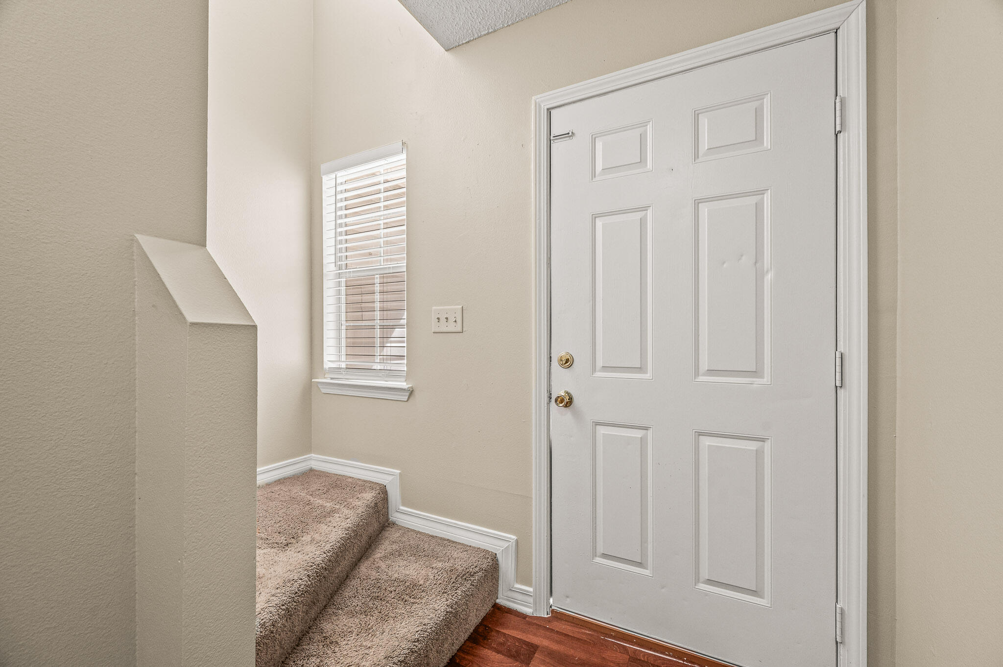 LIVE OAK - Residential