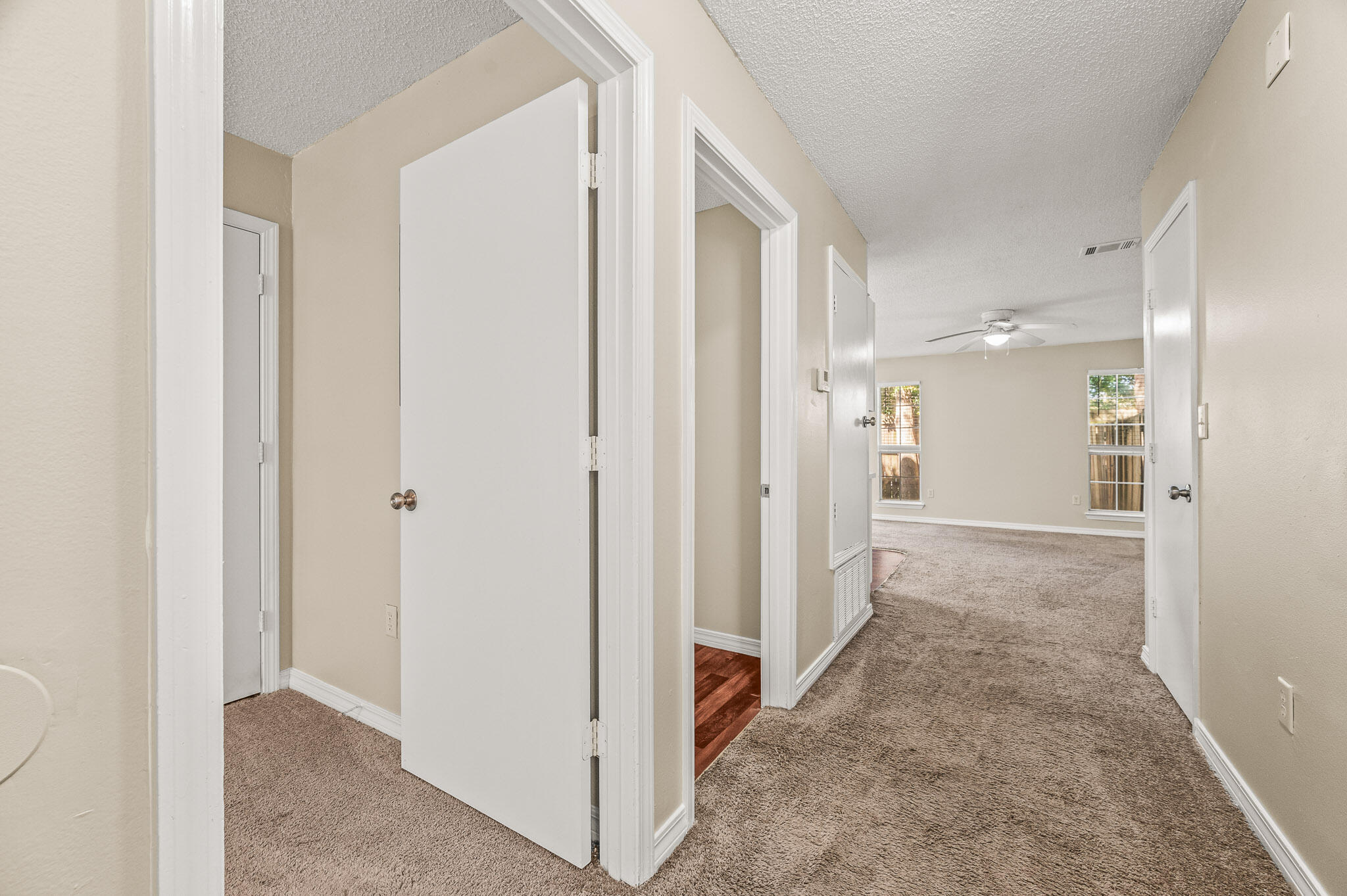 LIVE OAK - Residential