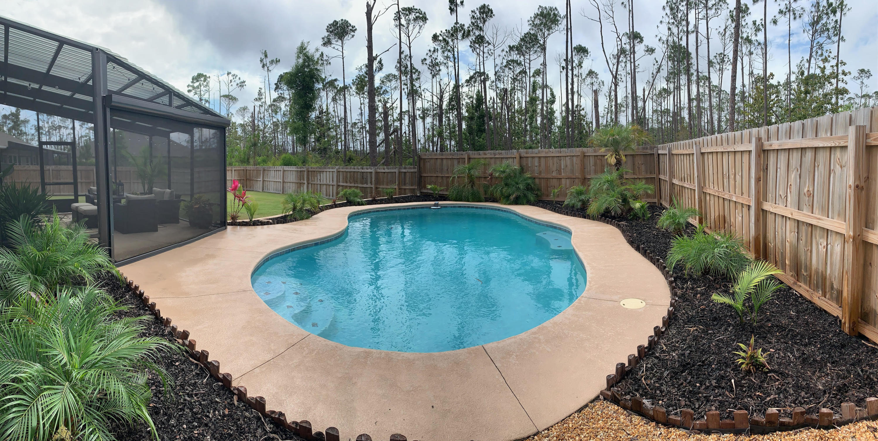 LAIRD POINT - Residential