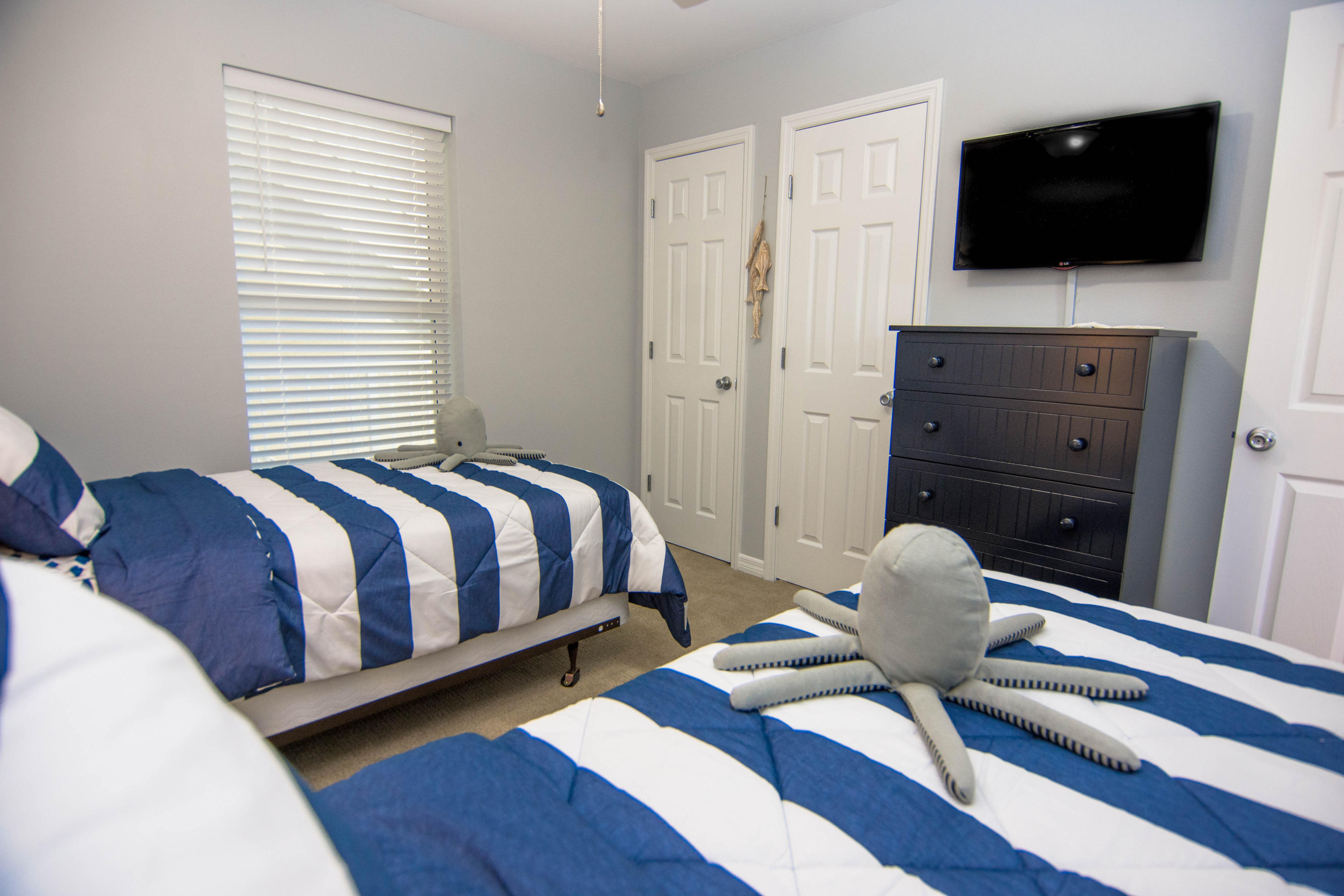 ROLLIN TIDE VILLAS - Residential