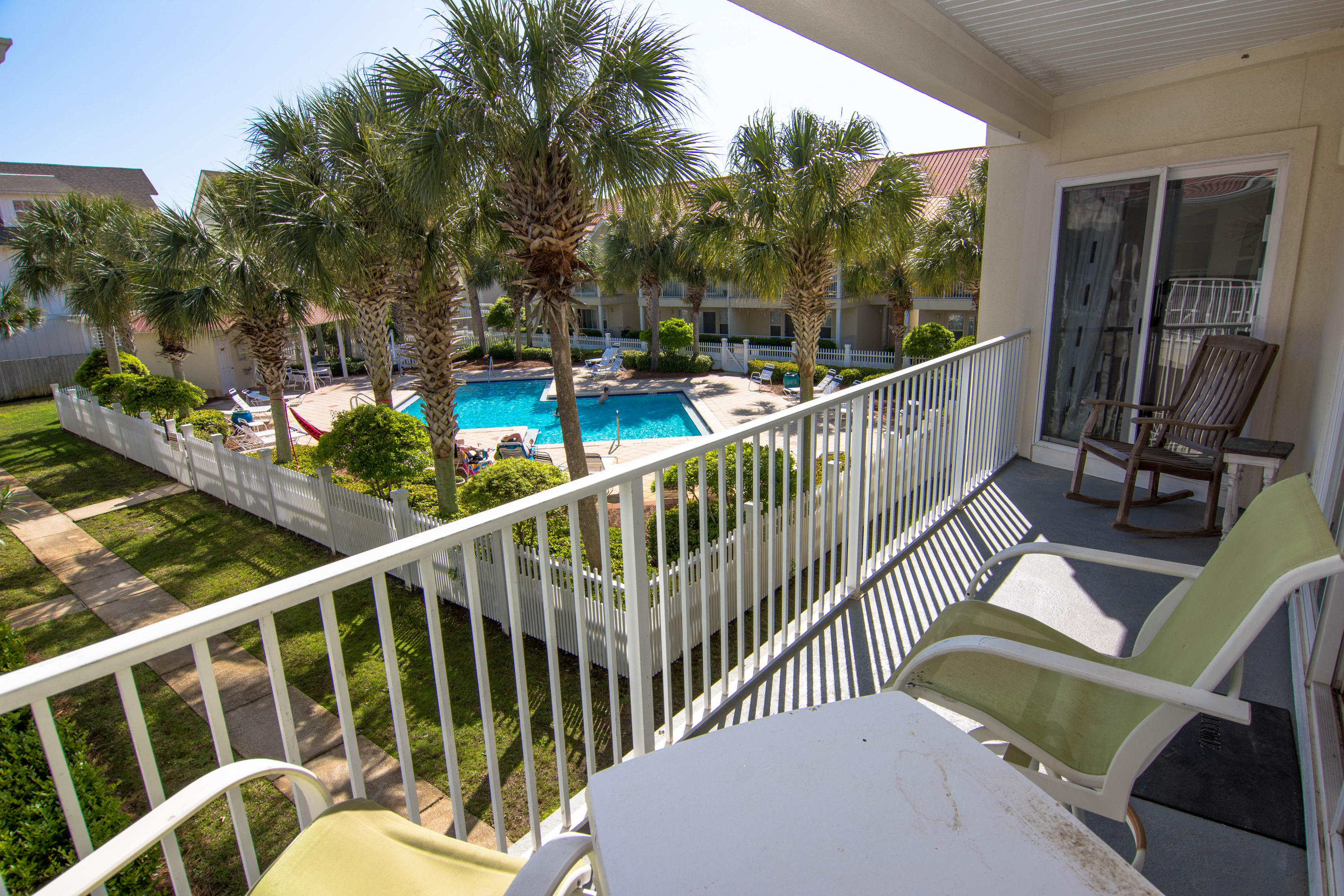 ROLLIN TIDE VILLAS - Residential