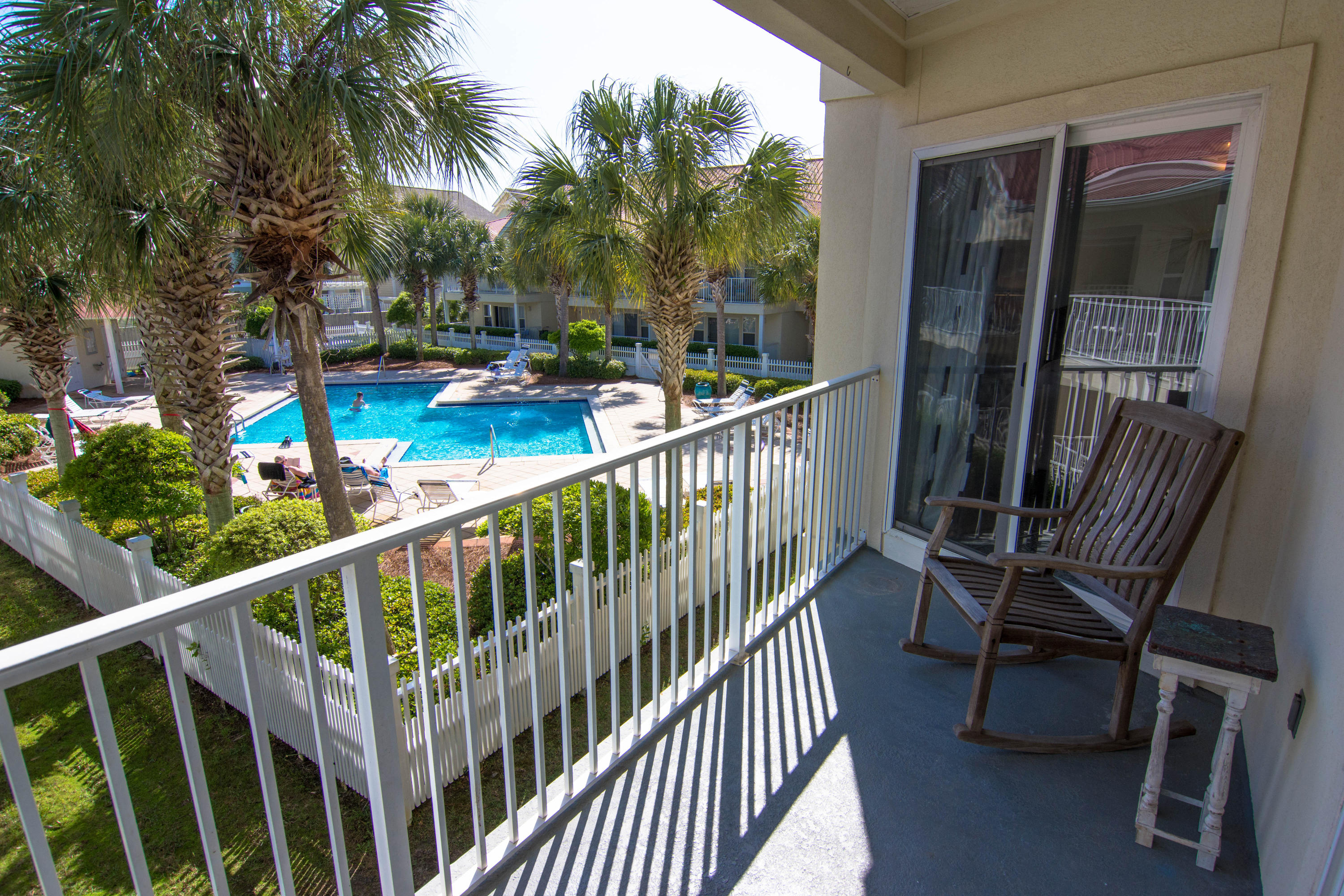 ROLLIN TIDE VILLAS - Residential