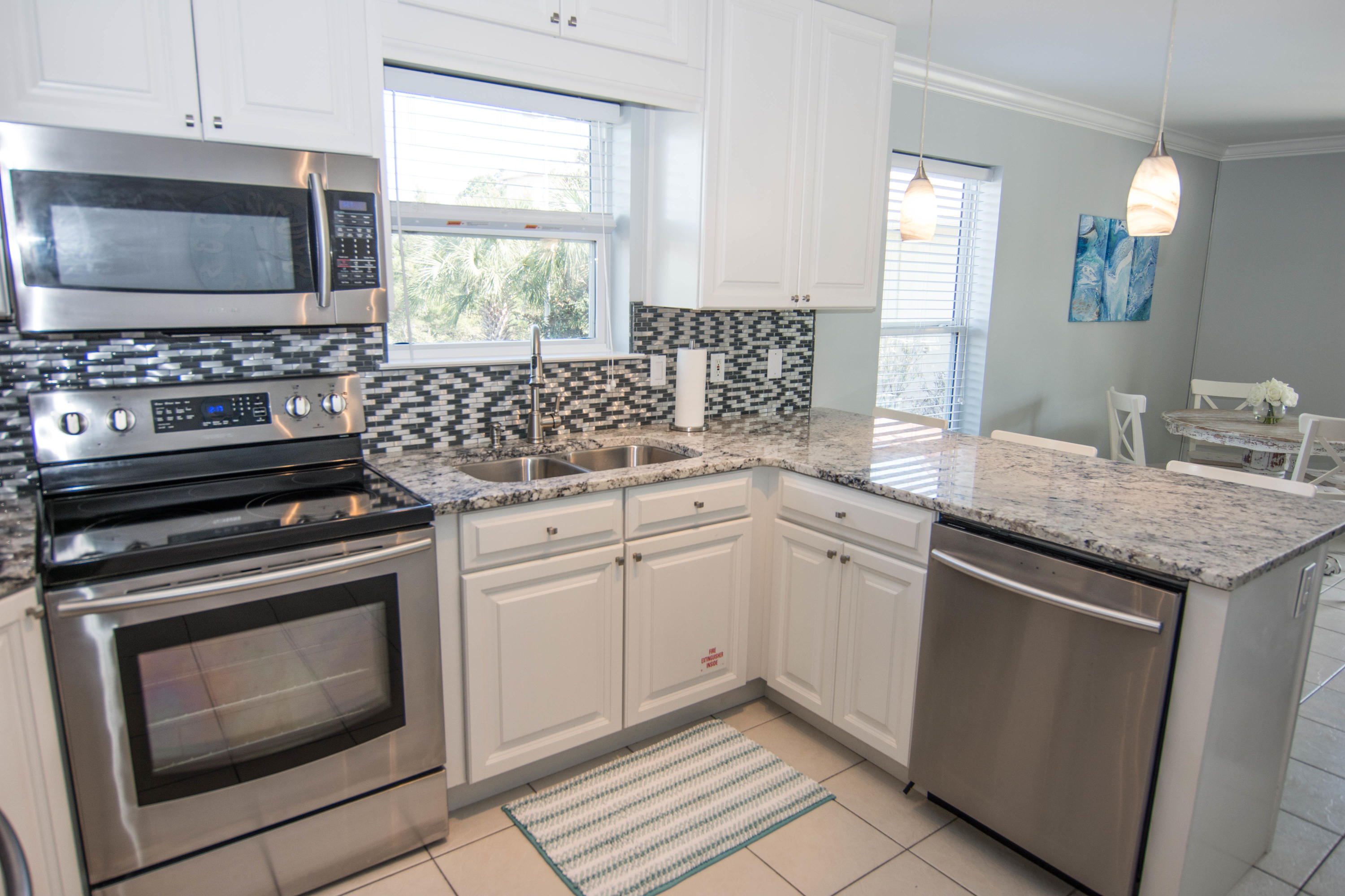 ROLLIN TIDE VILLAS - Residential