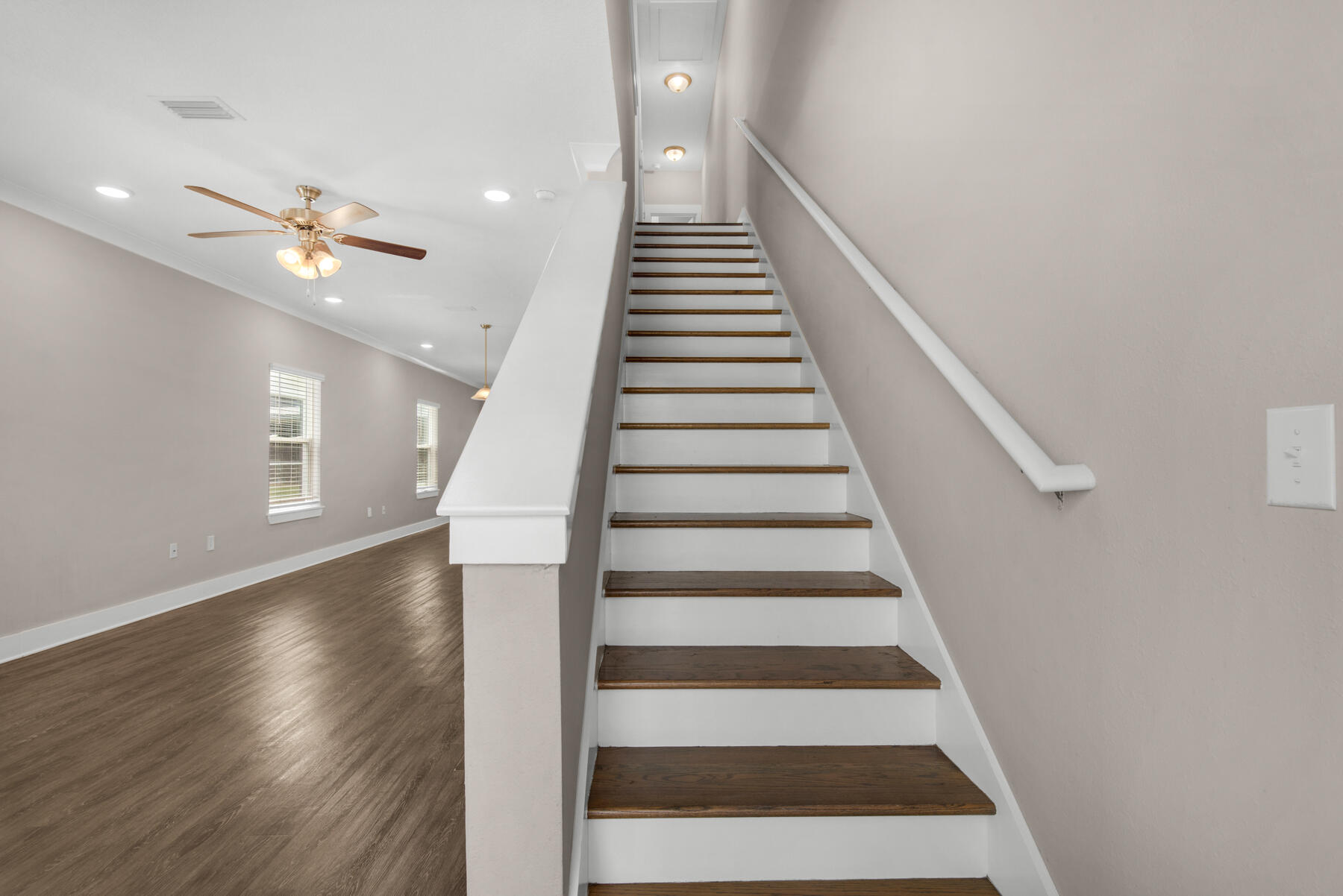 VERANDAS OF FREEPORT, THE - Residential Lease