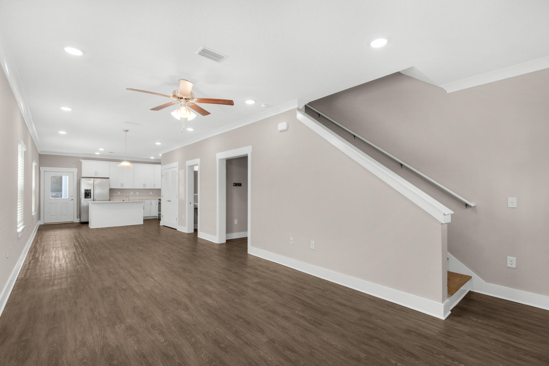 VERANDAS OF FREEPORT, THE - Residential Lease