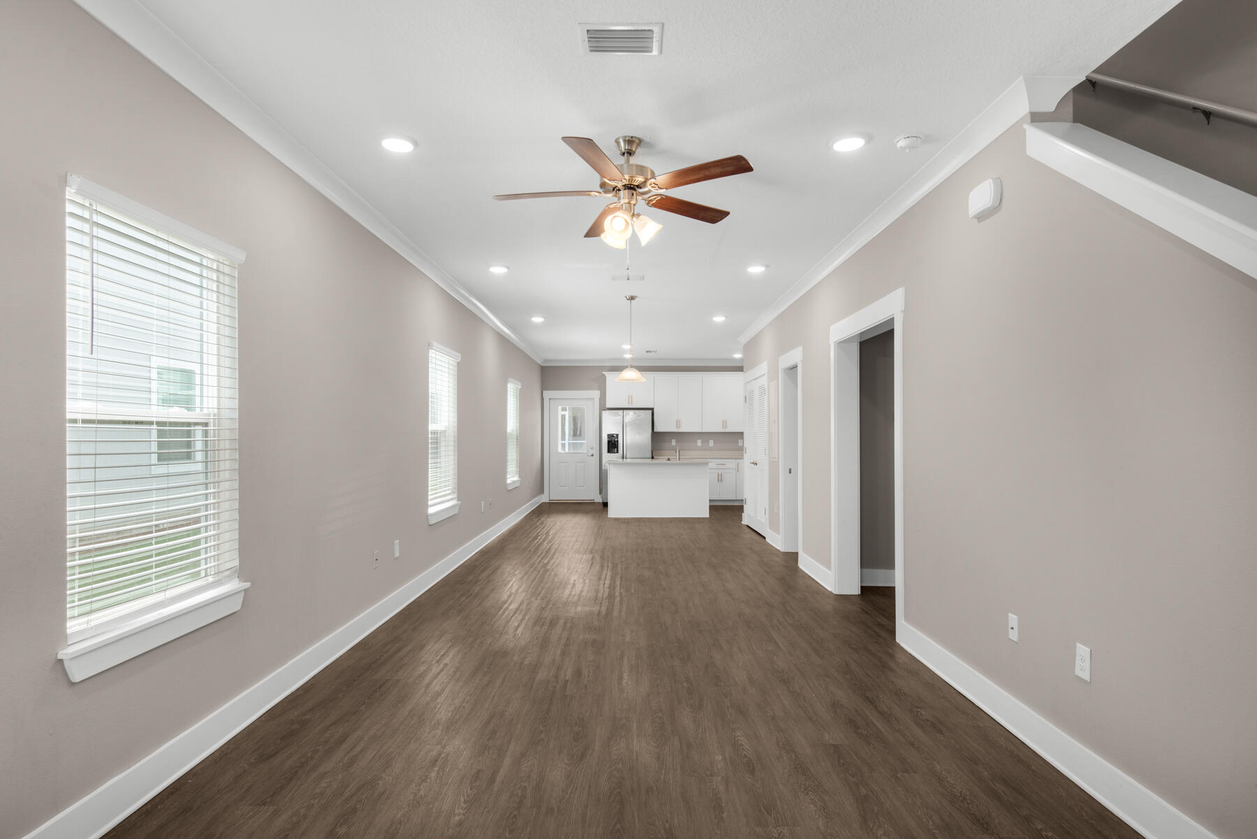 VERANDAS OF FREEPORT, THE - Residential Lease
