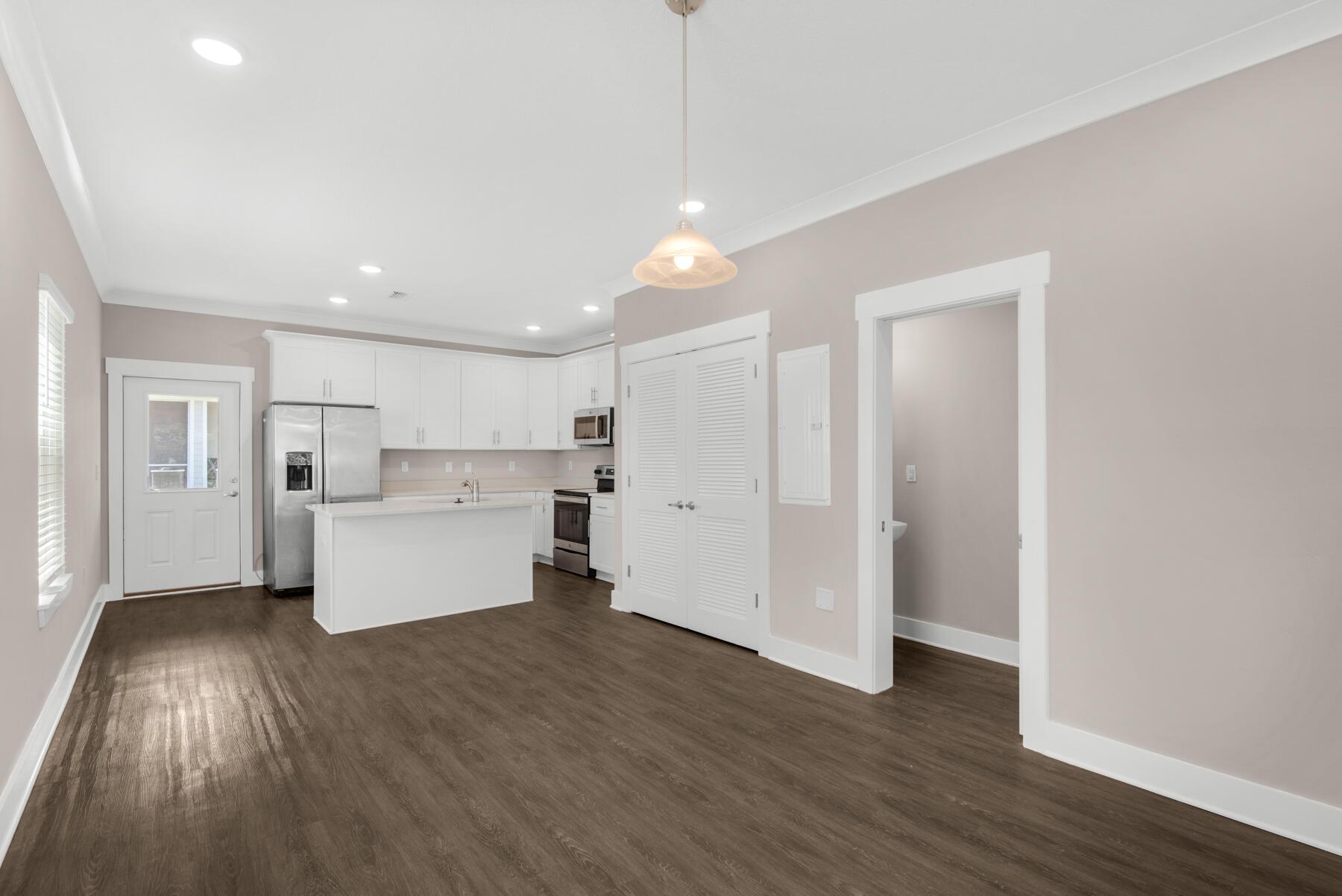 VERANDAS OF FREEPORT, THE - Residential Lease