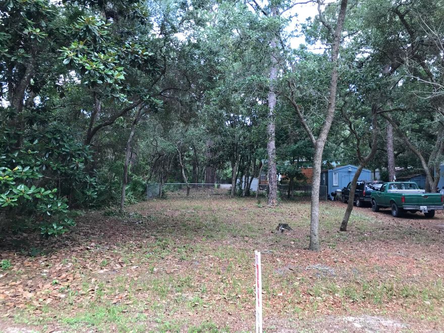 Vacant lot very close to Mack BayouPriced to sell!!