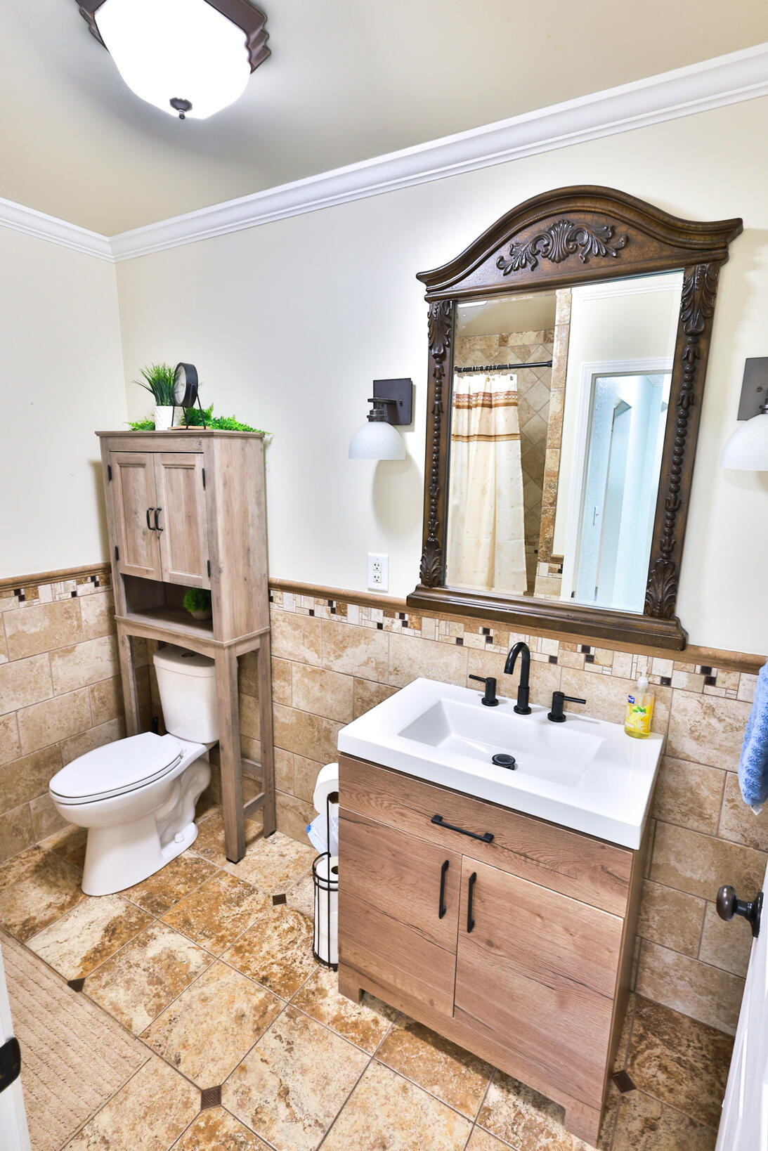 COLONIAL HEIGHTS - Residential Lease