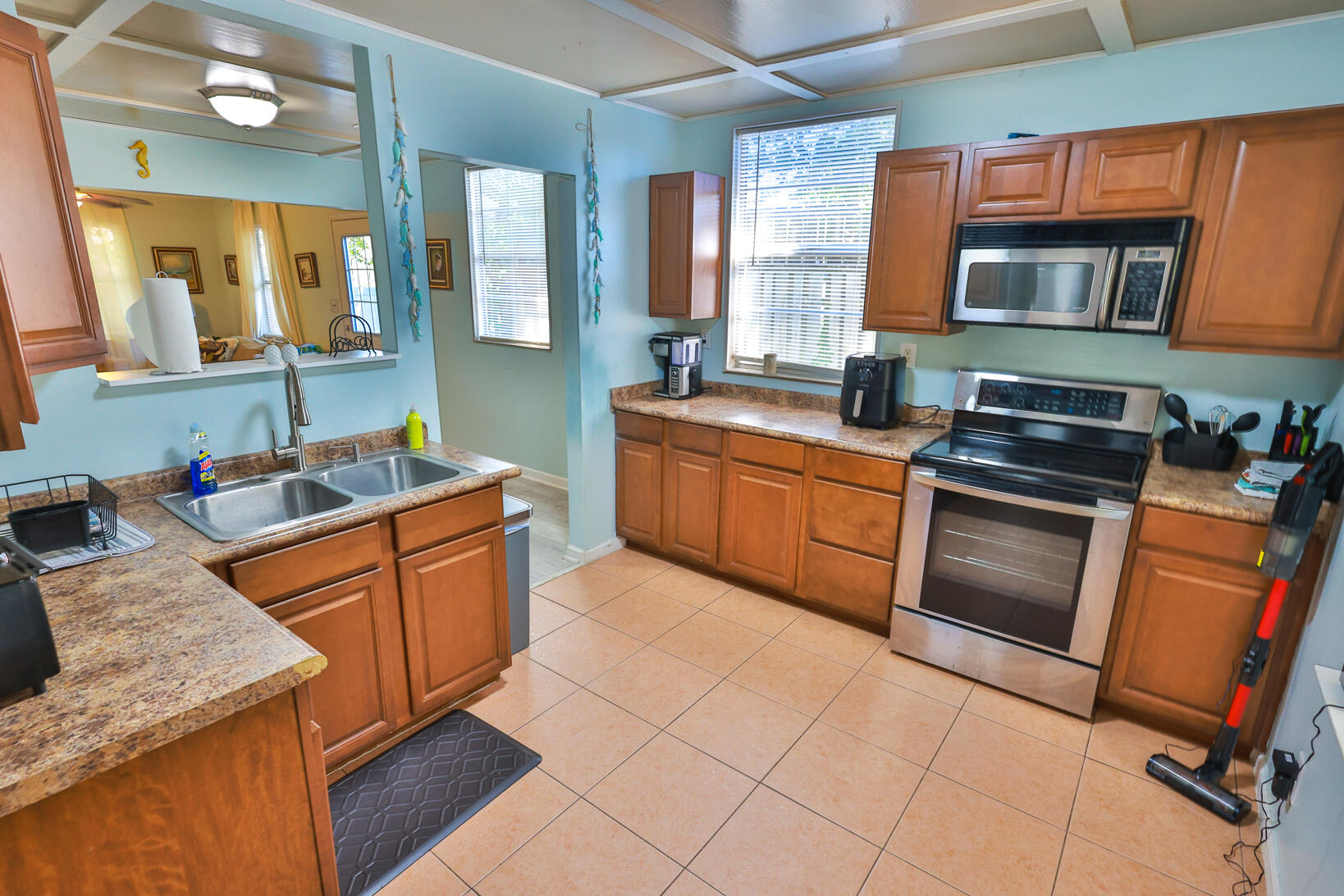 COLONIAL HEIGHTS - Residential Lease