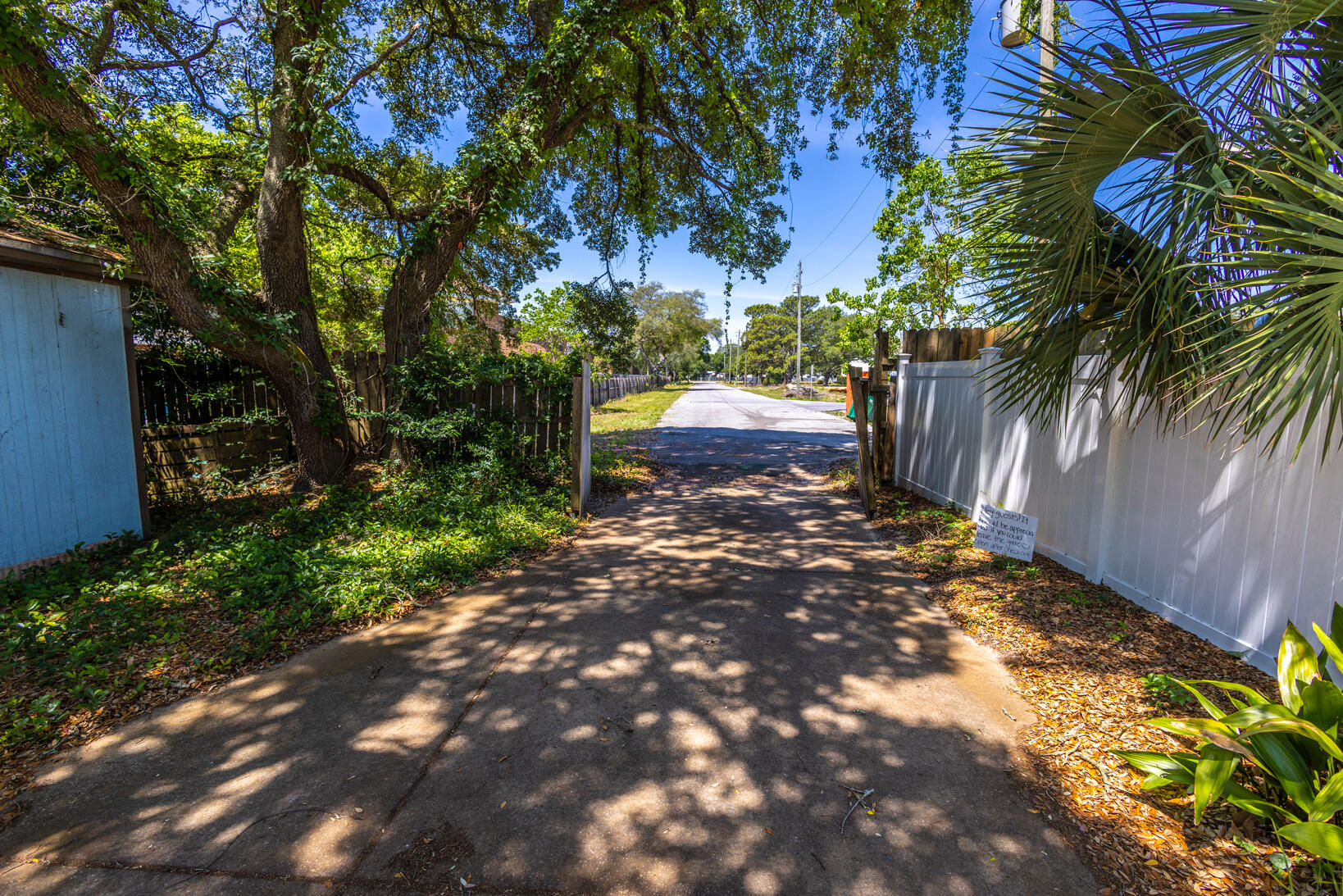 COLONIAL HEIGHTS - Residential Lease