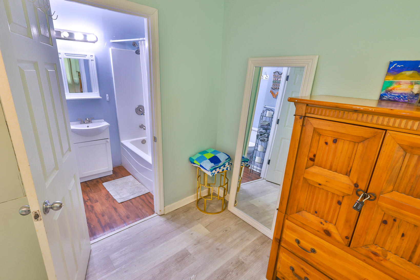 COLONIAL HEIGHTS - Residential Lease
