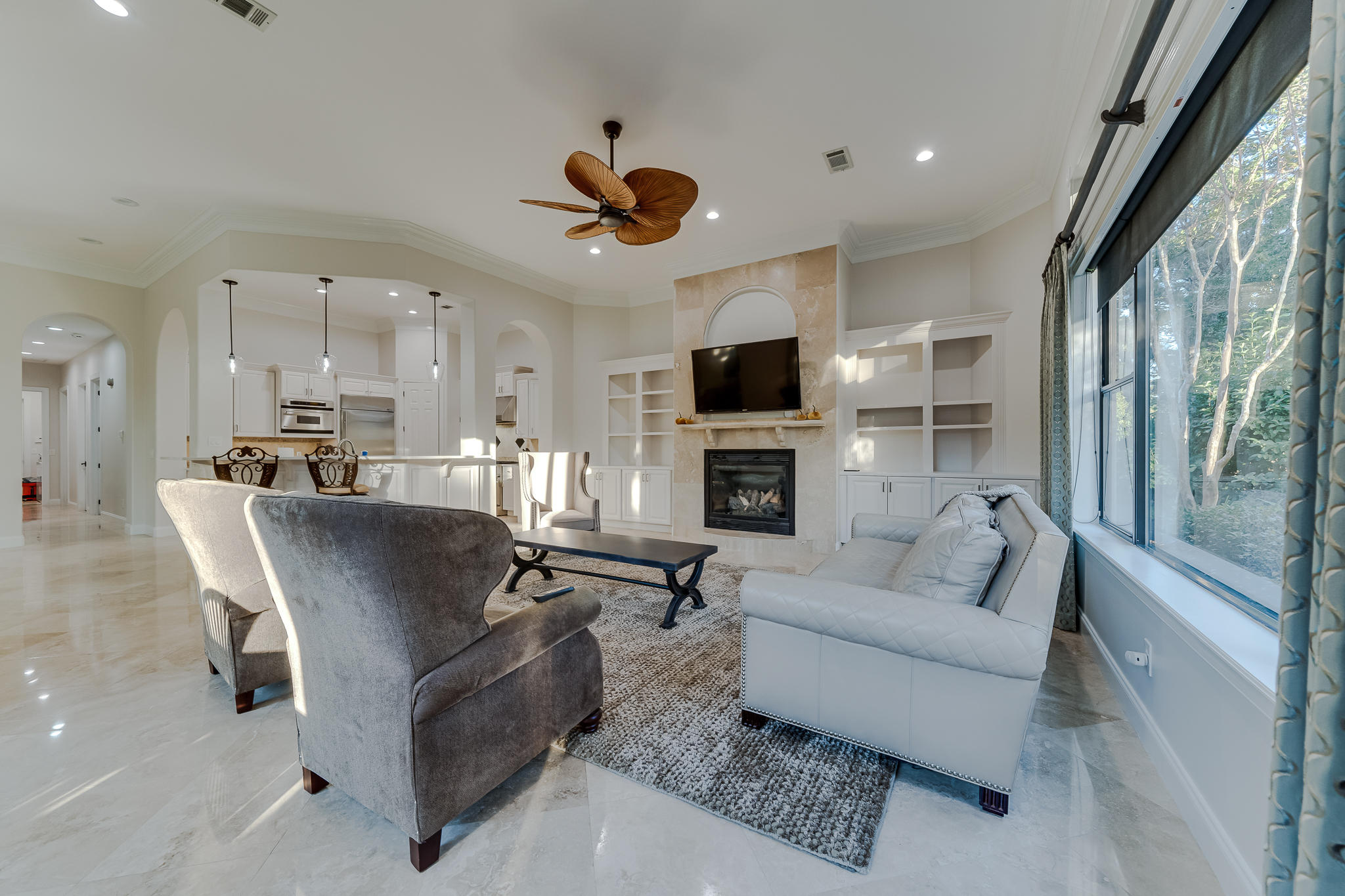 BURNT PINE - Residential