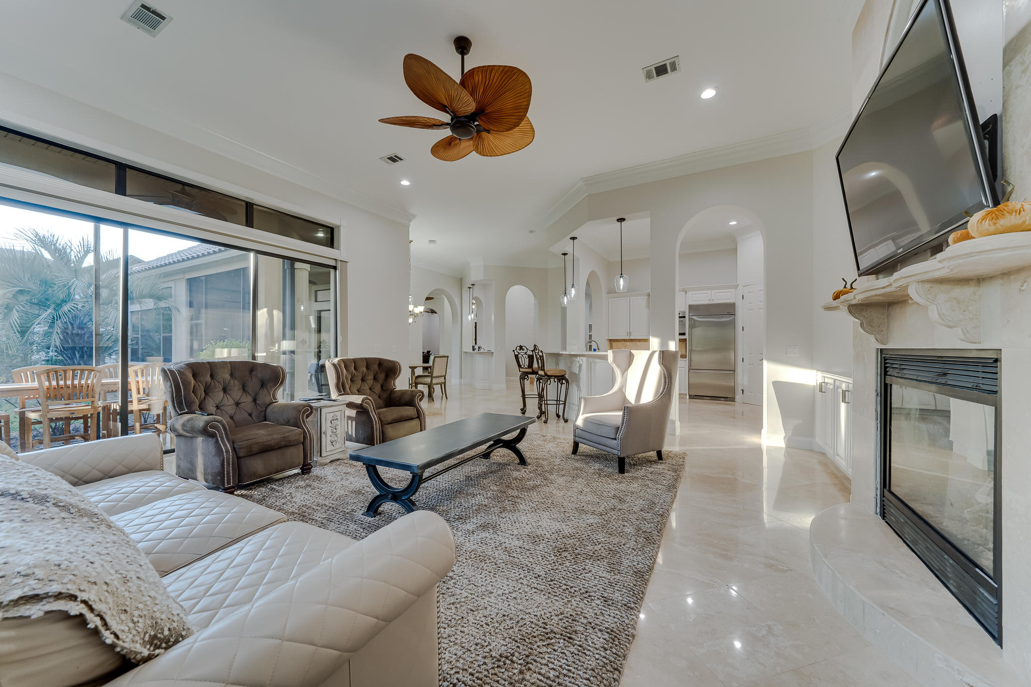 BURNT PINE - Residential