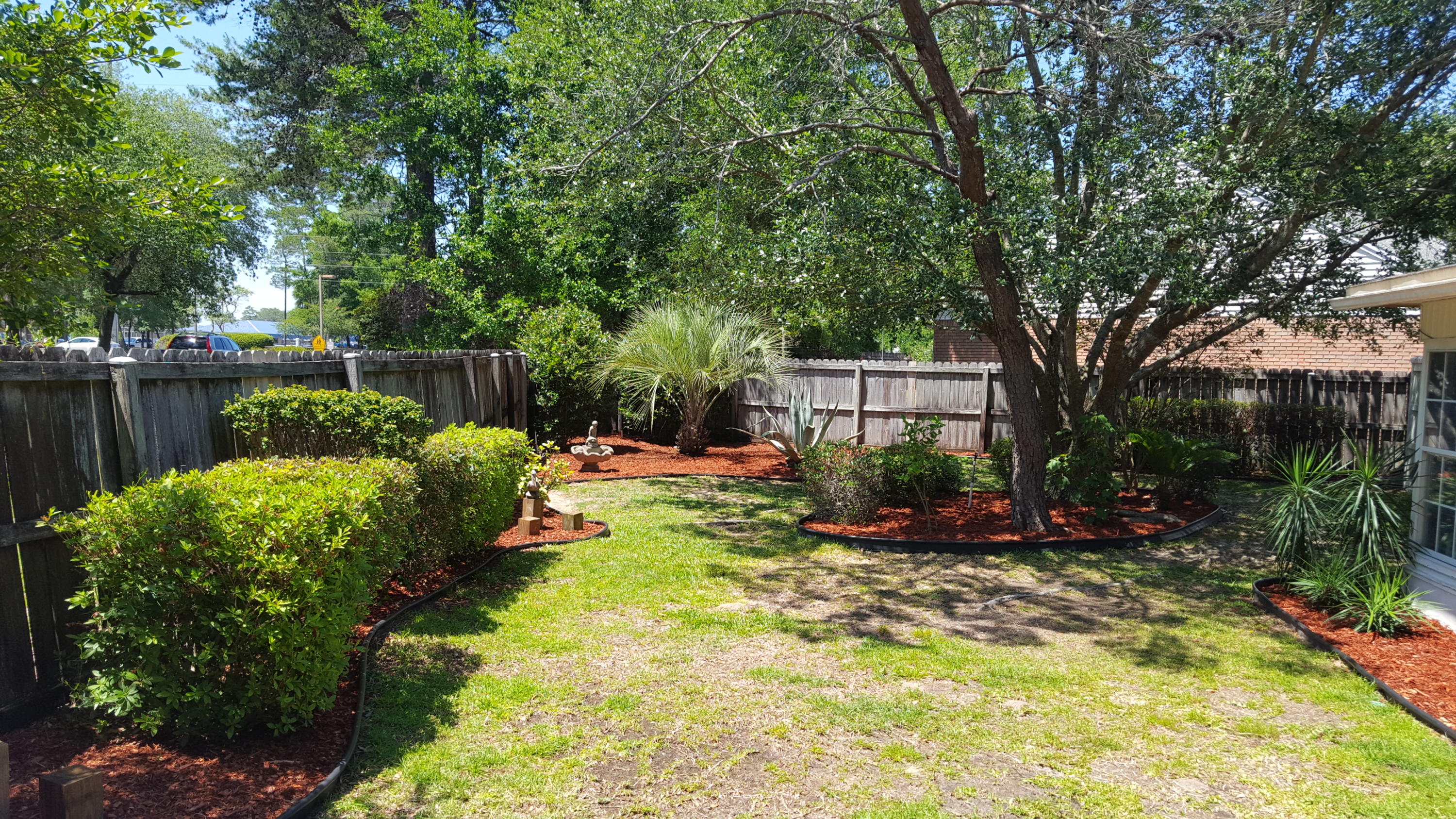 PARKWOOD COURT AT BLUEWATER BAY - Residential