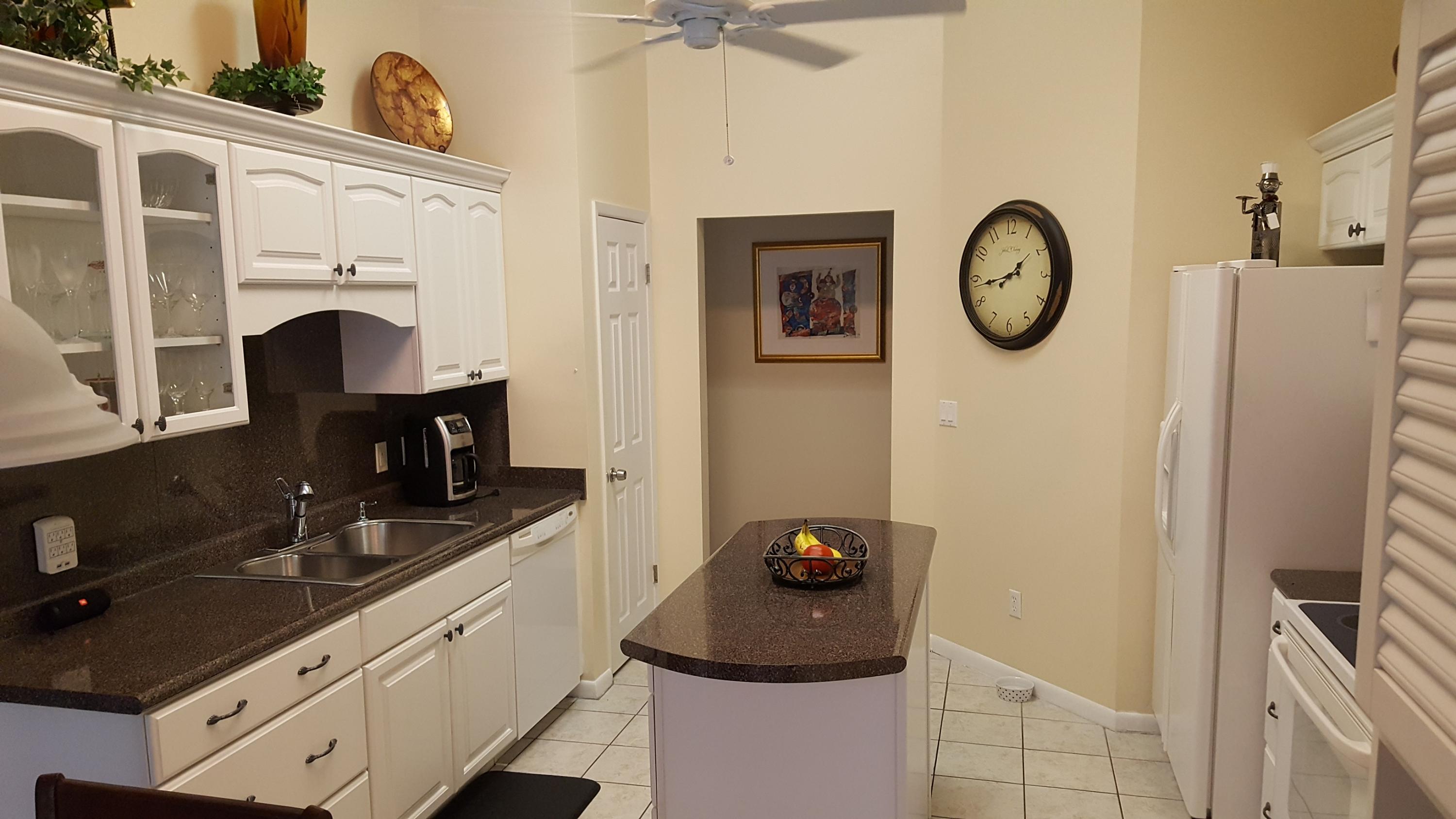 PARKWOOD COURT AT BLUEWATER BAY - Residential