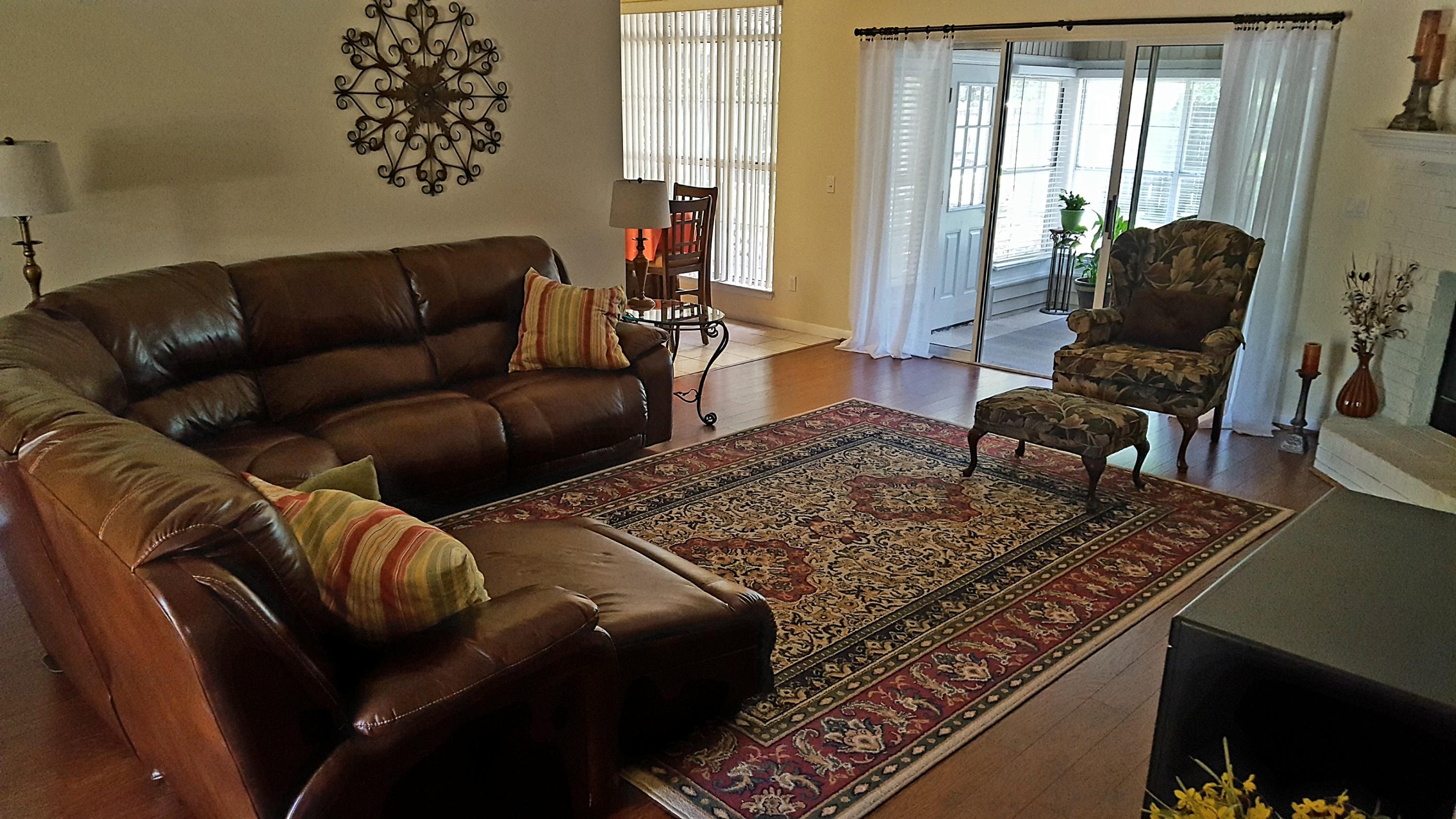 PARKWOOD COURT AT BLUEWATER BAY - Residential