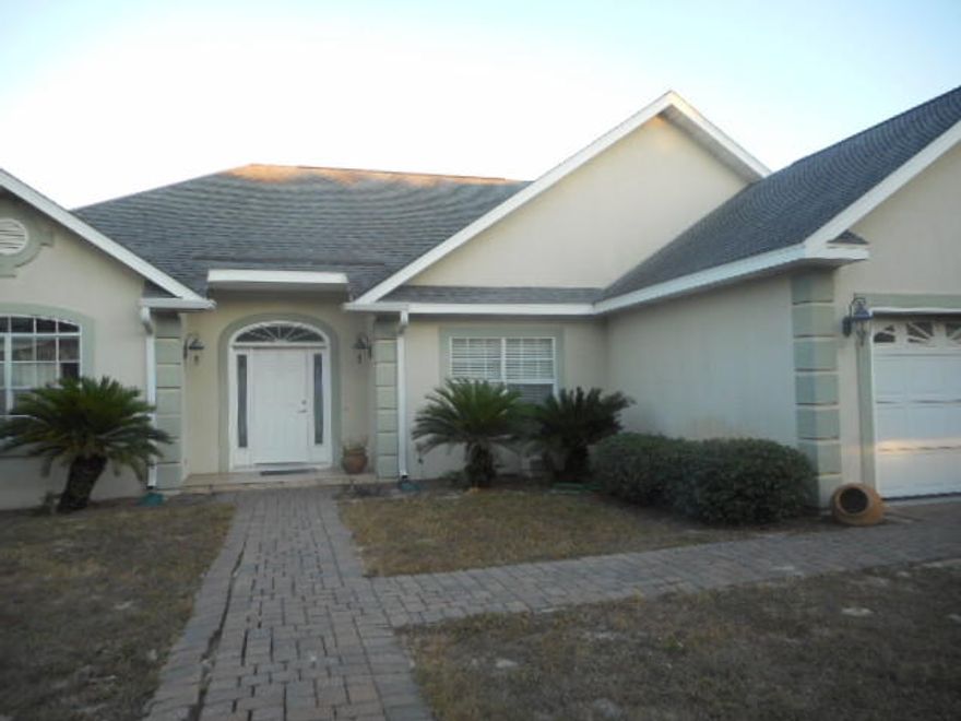 List price if 323,000.PROPERTY IS OCCUPIED AND OCCUPANTS ARE NOT TO BE DISTURBED OR CONTACTED UNDER ANY CIRCUMSTANCEY. INTERIOR INSPECTIONS ARE NOT AVAILABLE AND PROPERTY IS BEING SOLD AS IS. PROPERTY IS SOLD THRU AUCTION. PLEASE CONTACT THE LISTING AGENT FOR BIDDING INSTRUCTIONS. LESLIEHERSHBERGER01@GMAIL.COM OR 770 335 2324