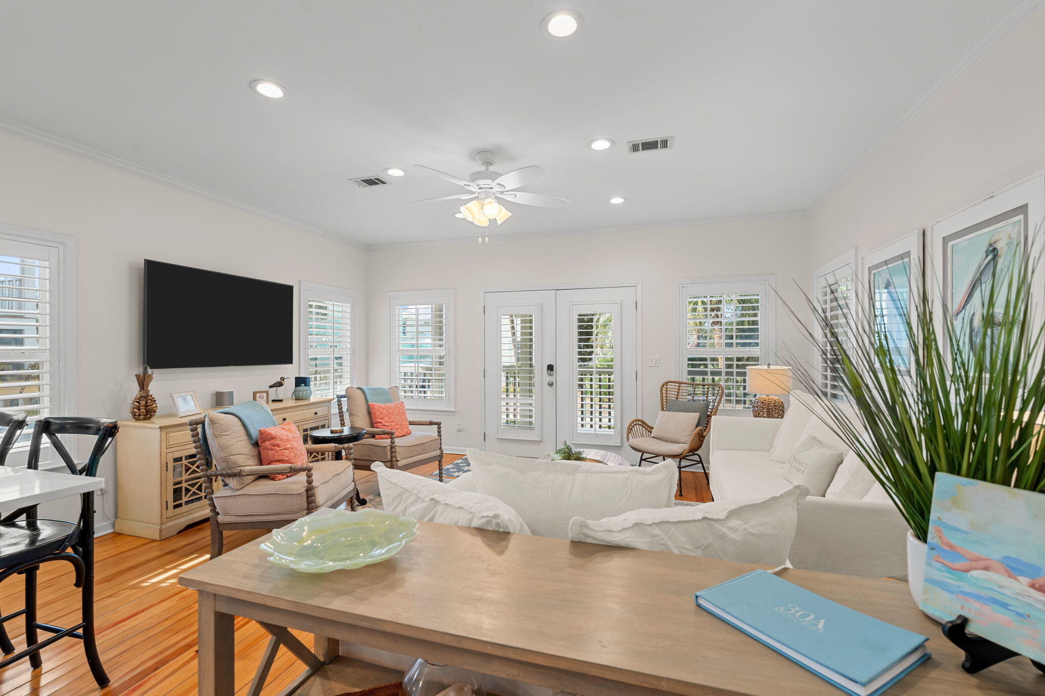 SUNRISE BEACH - Residential