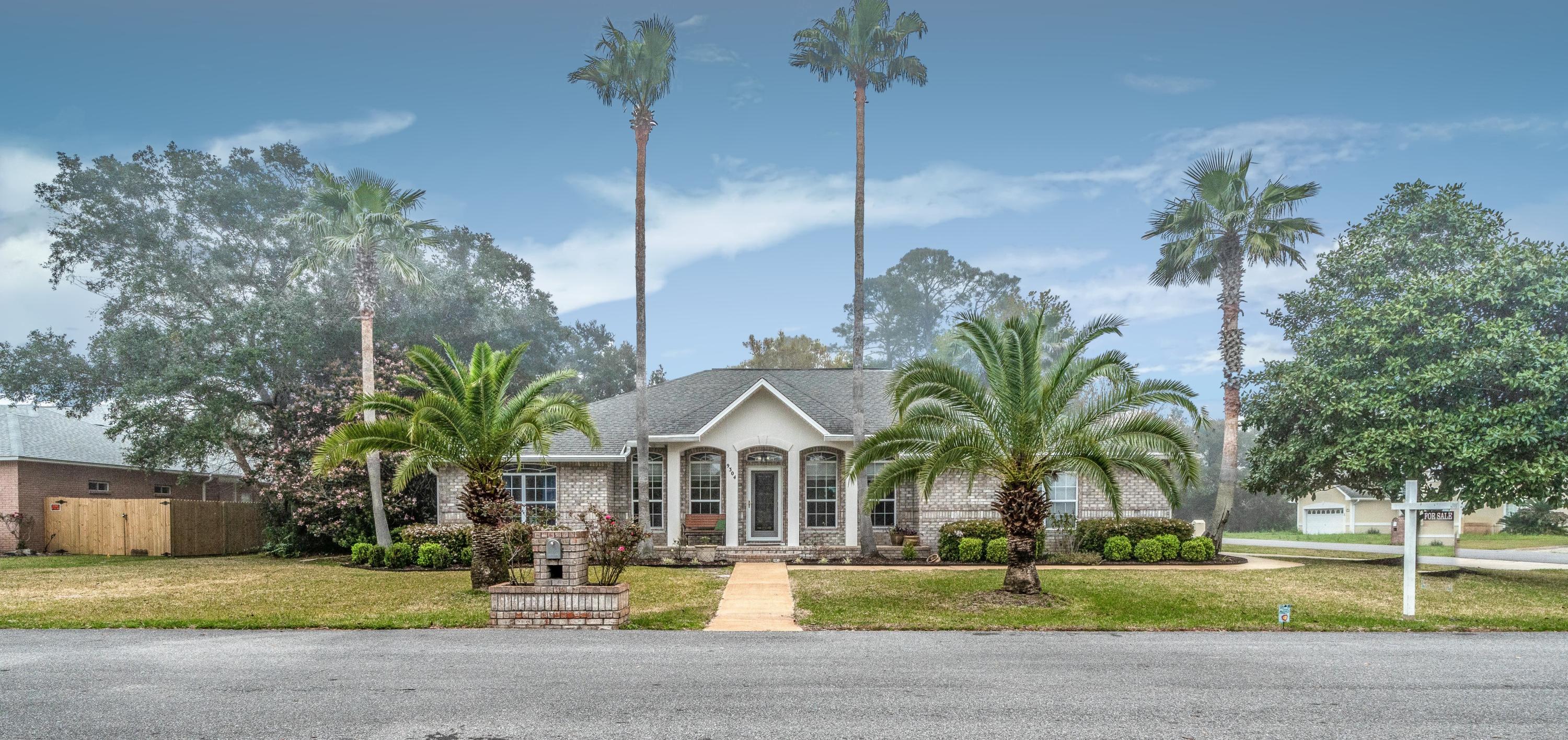 BISCAYNE POINTE - Residential