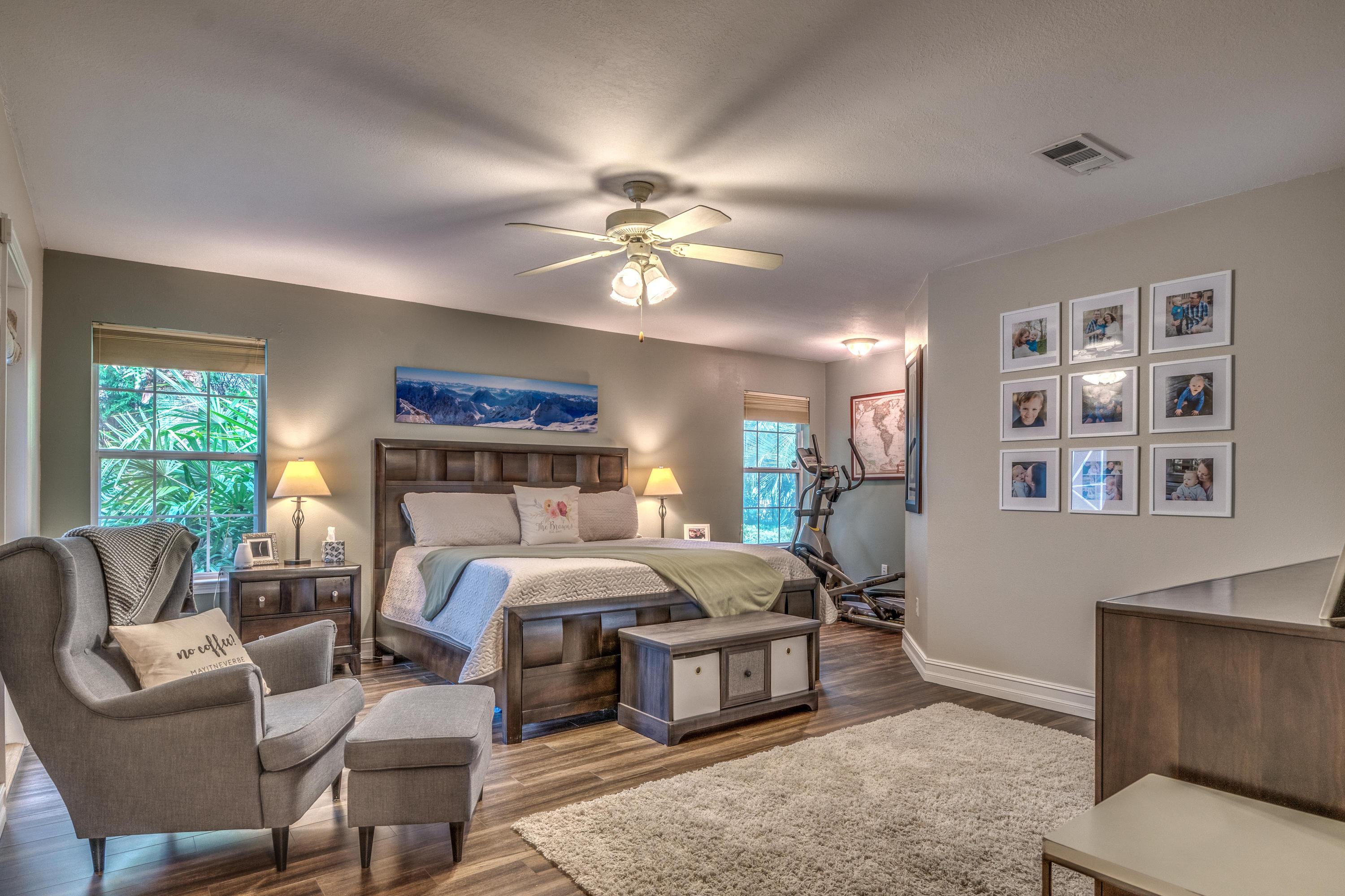 BISCAYNE POINTE - Residential