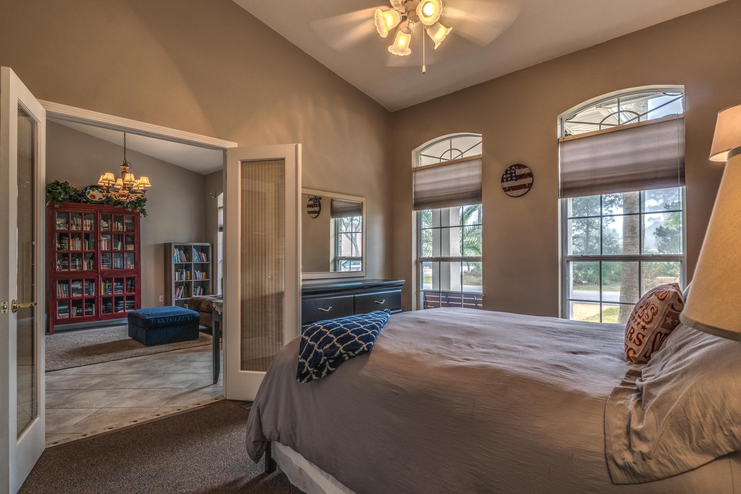 BISCAYNE POINTE - Residential