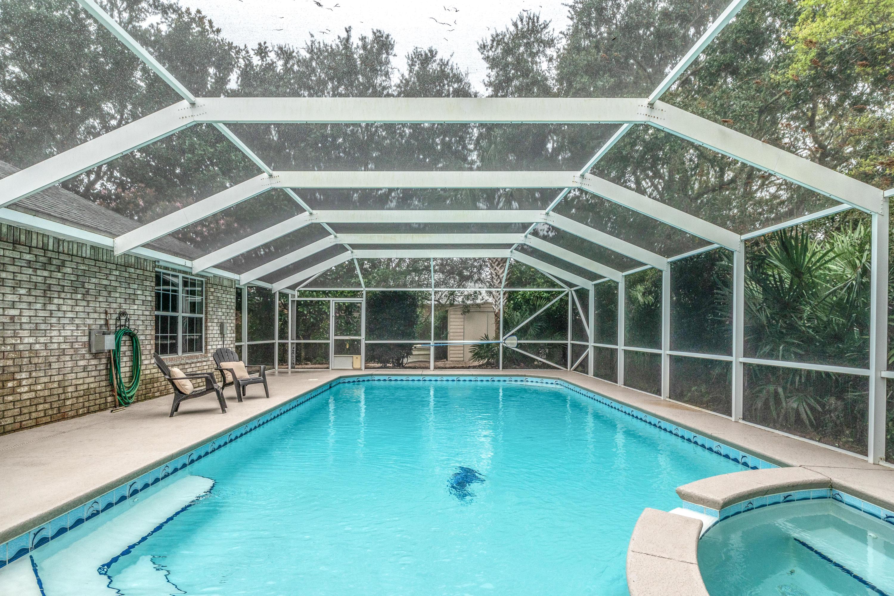 BISCAYNE POINTE - Residential