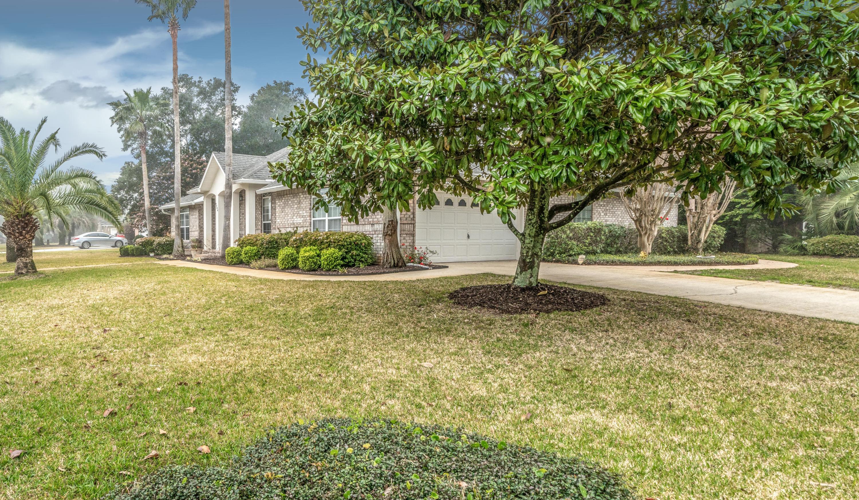 BISCAYNE POINTE - Residential