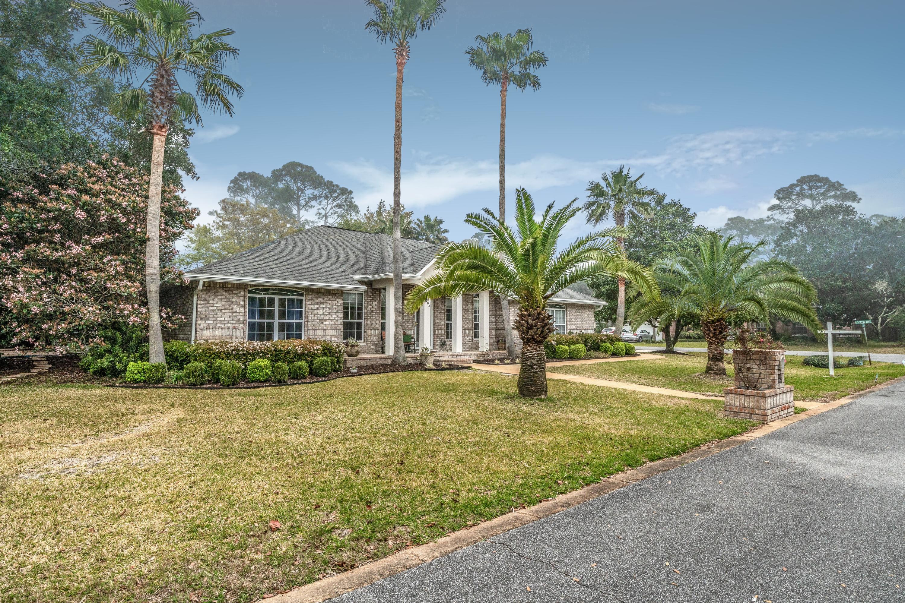 BISCAYNE POINTE - Residential