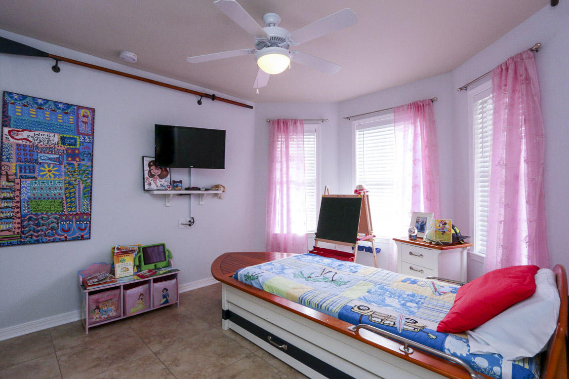 BAY BRIDGE LANDING - Residential