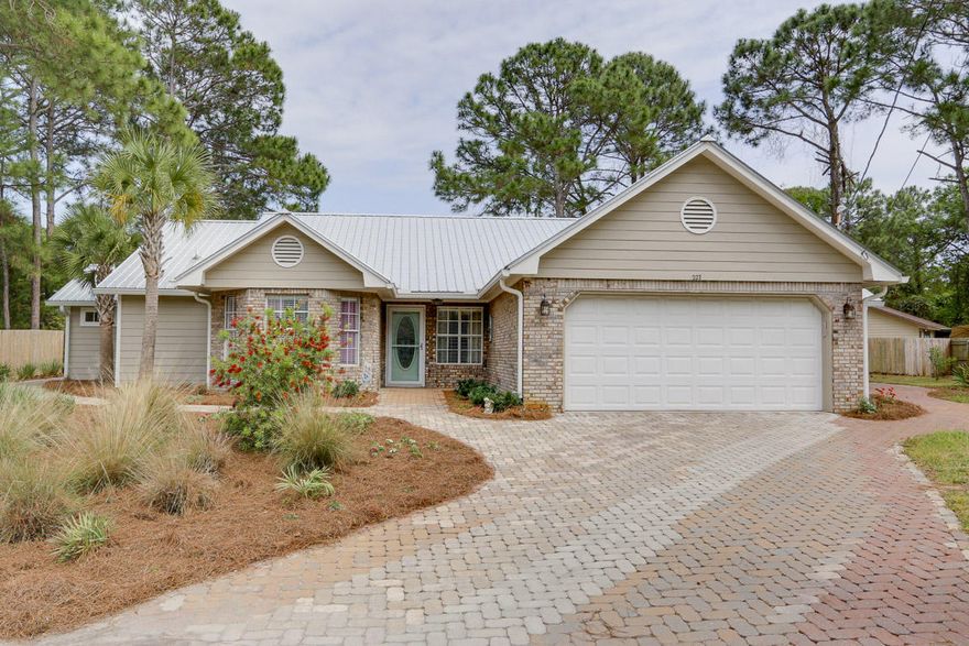 Custom-built home with 4 bedrooms and 3 full bathrooms. Located on a cul-de-sac of the well-maintained subdivision of Bay Bridge Landing and Bay Front community pool with dock.Completely remodeled in 2013. Xeriscape natural landscaping. Entire home is 20''ceramic tile. High-end stainless whirlpool appliances, 4 burner gas stove and oven with warming drawer.Extra-large master bedroom with a sitting room,large walk in closet and Jaw-dropping walk-in master shower. Interior is equipped with fire sprinkler system, spray in foam insulation, 15 Seer AC and metal roof for high efficiency. Fourth bedroom is currently set up as an office. Home has so much more to offer. Designed to be completely wheelchair/handicap accessible. Must see in person...too many custom upgrades to list! Click on video!