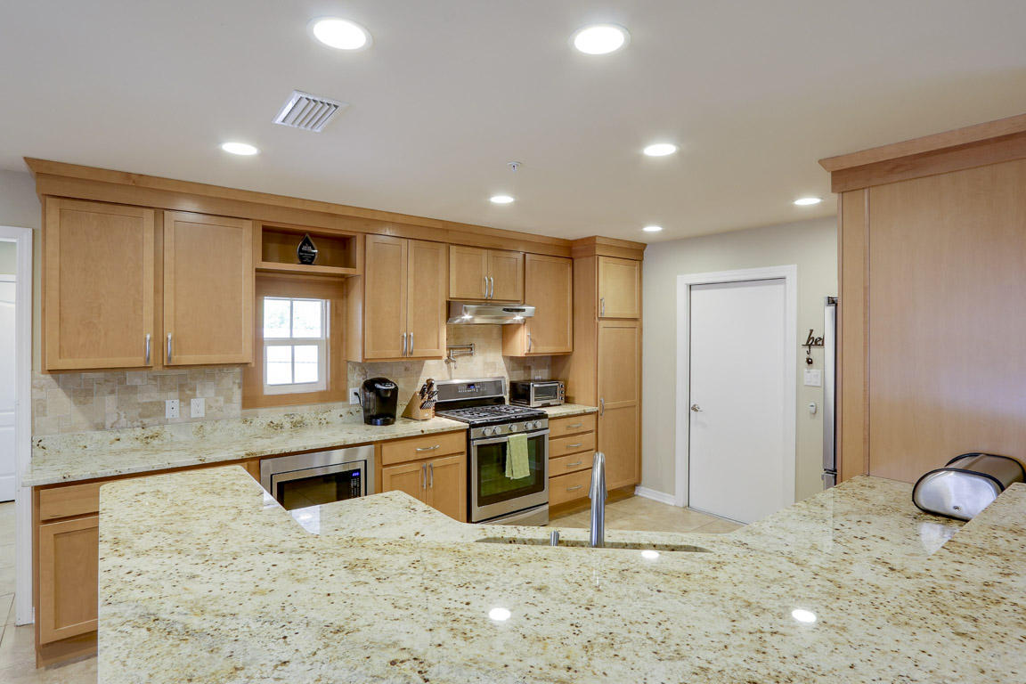 BAY BRIDGE LANDING - Residential