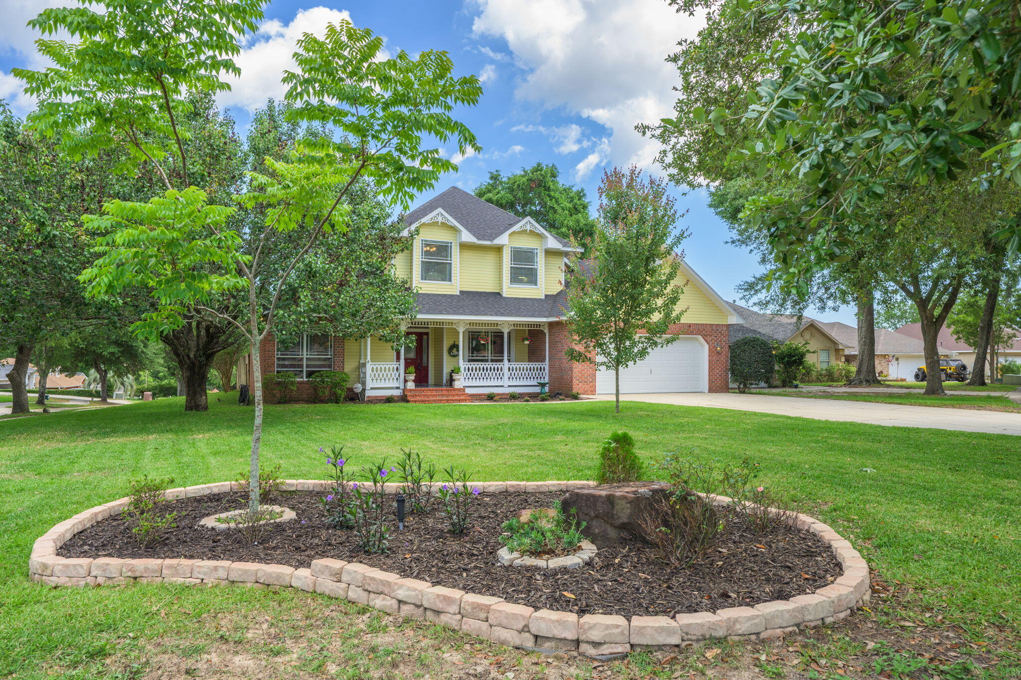 Creekside Oaks - Residential