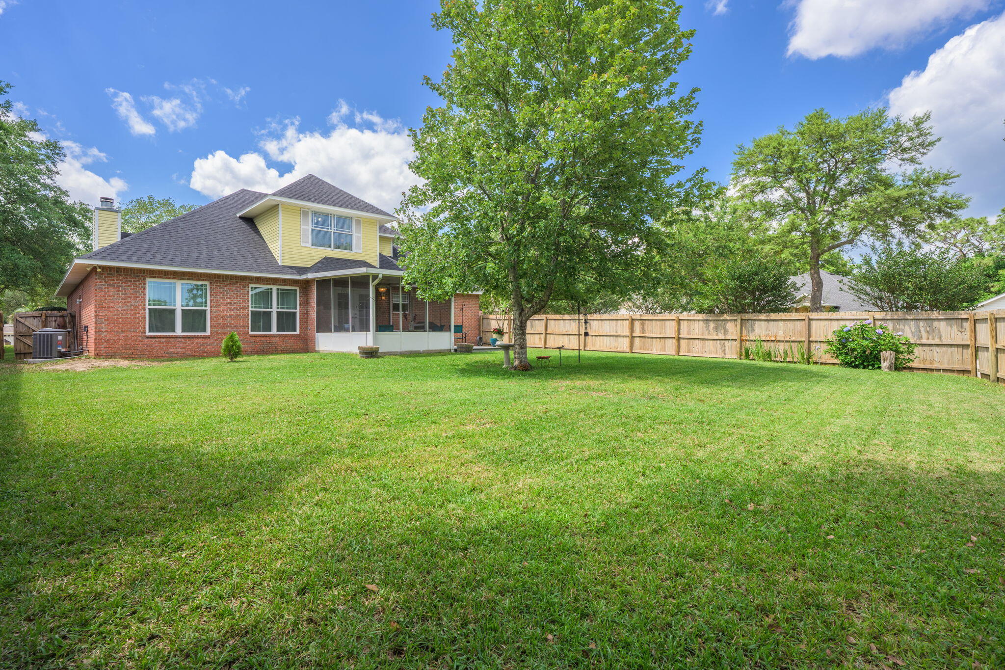 Creekside Oaks - Residential