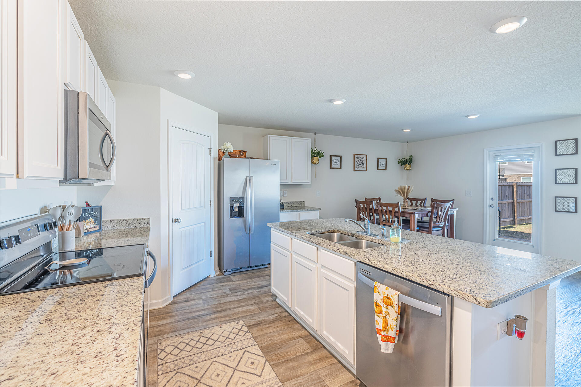 Redstone Commons - Residential