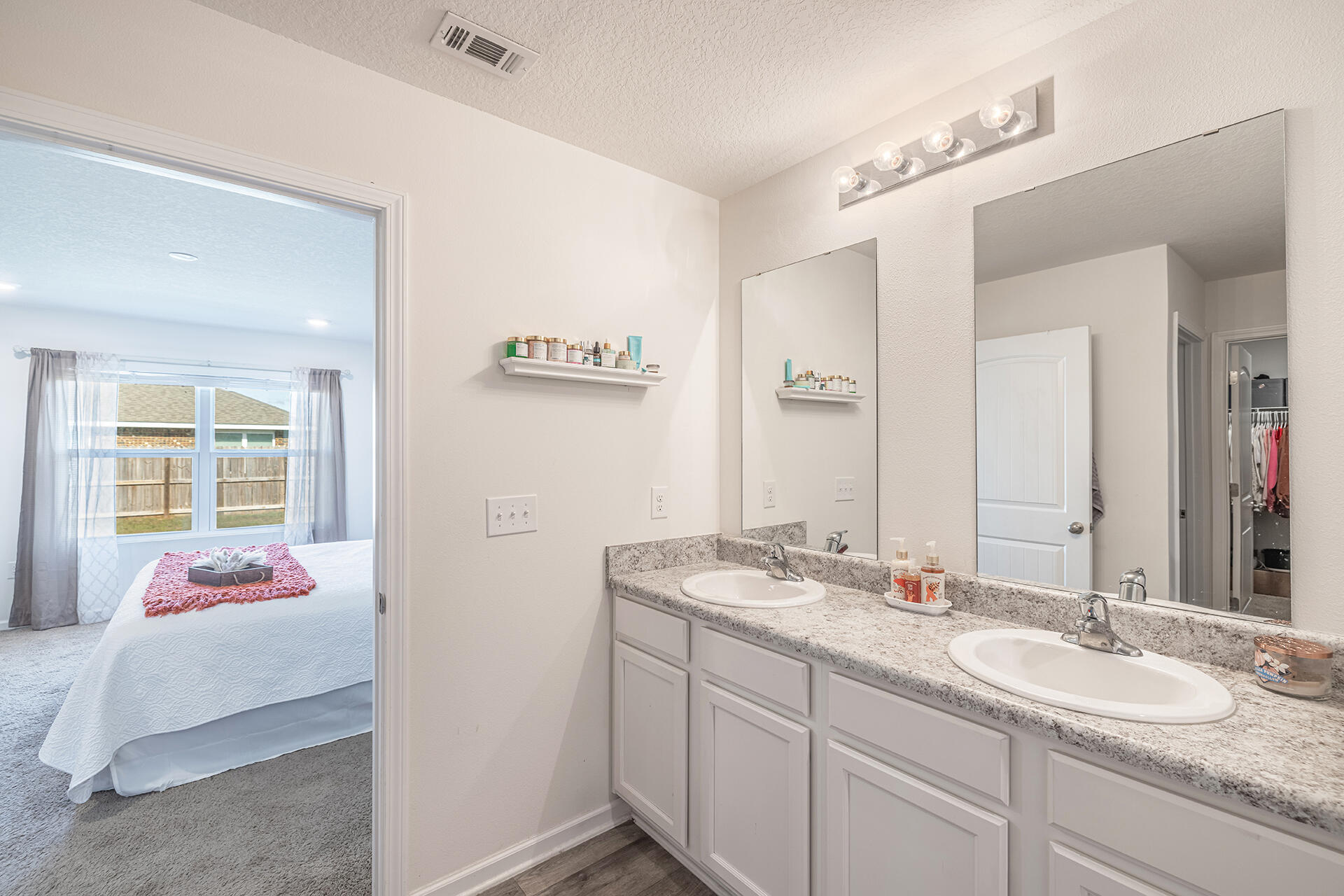 Redstone Commons - Residential